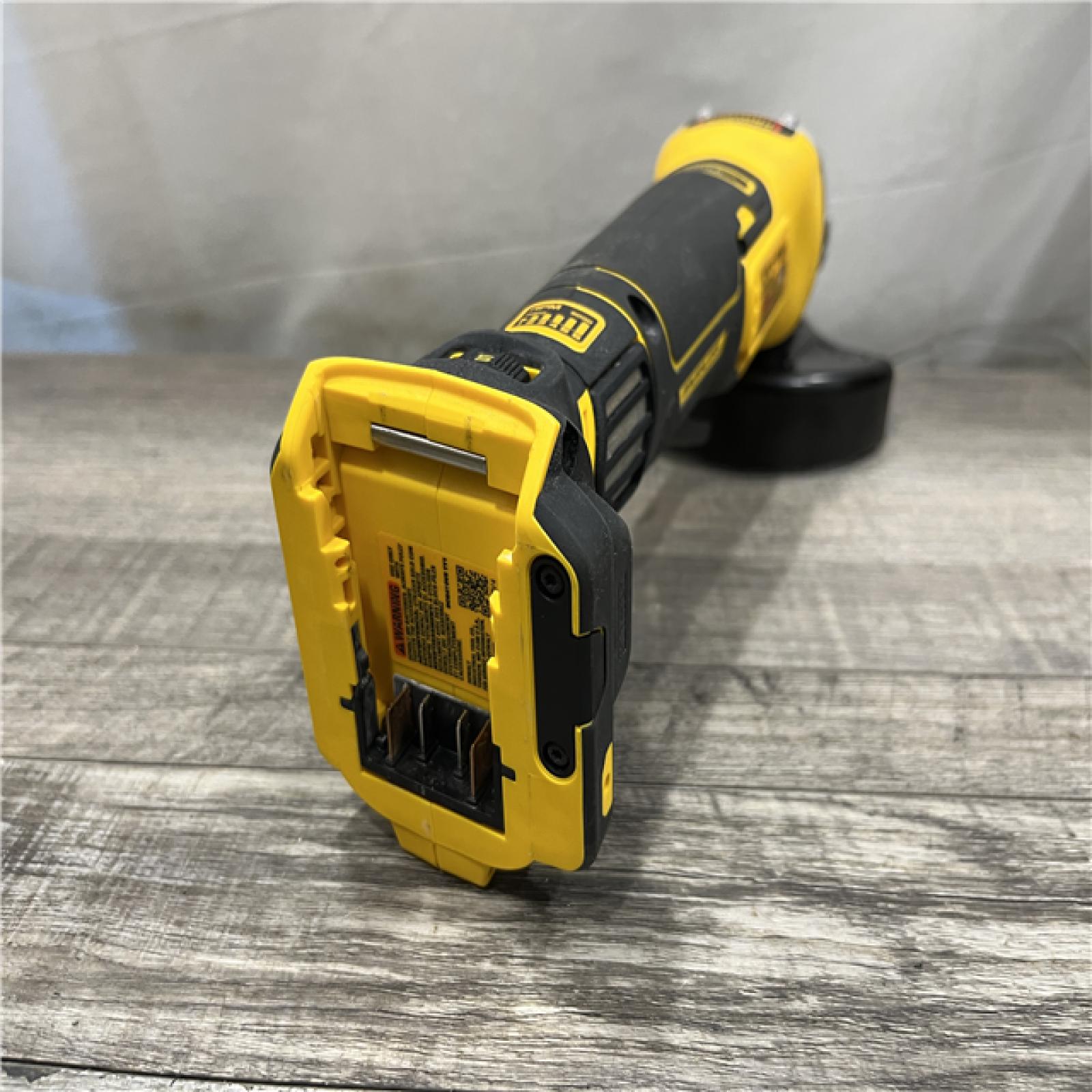 AS-IS DEWALT 20V XR Cordless 4-1/2. in. to 5 in. Variable Speed Angle Grinder (Tool Only)