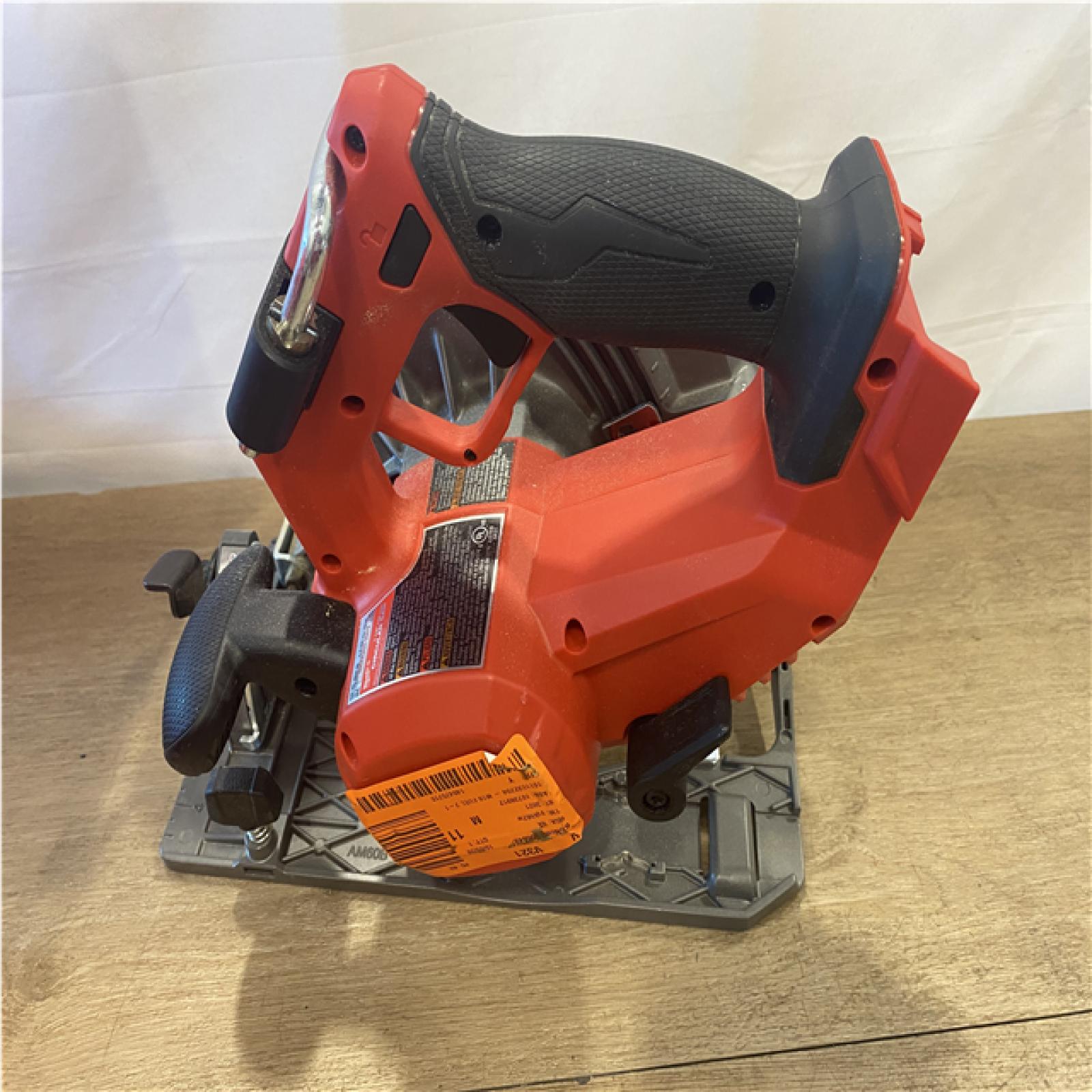 AS-IS Milwaukee FUEL 18V Lithium-Ion Brushless Cordless 7-1/4 in. Circular Saw (Tool-Only)