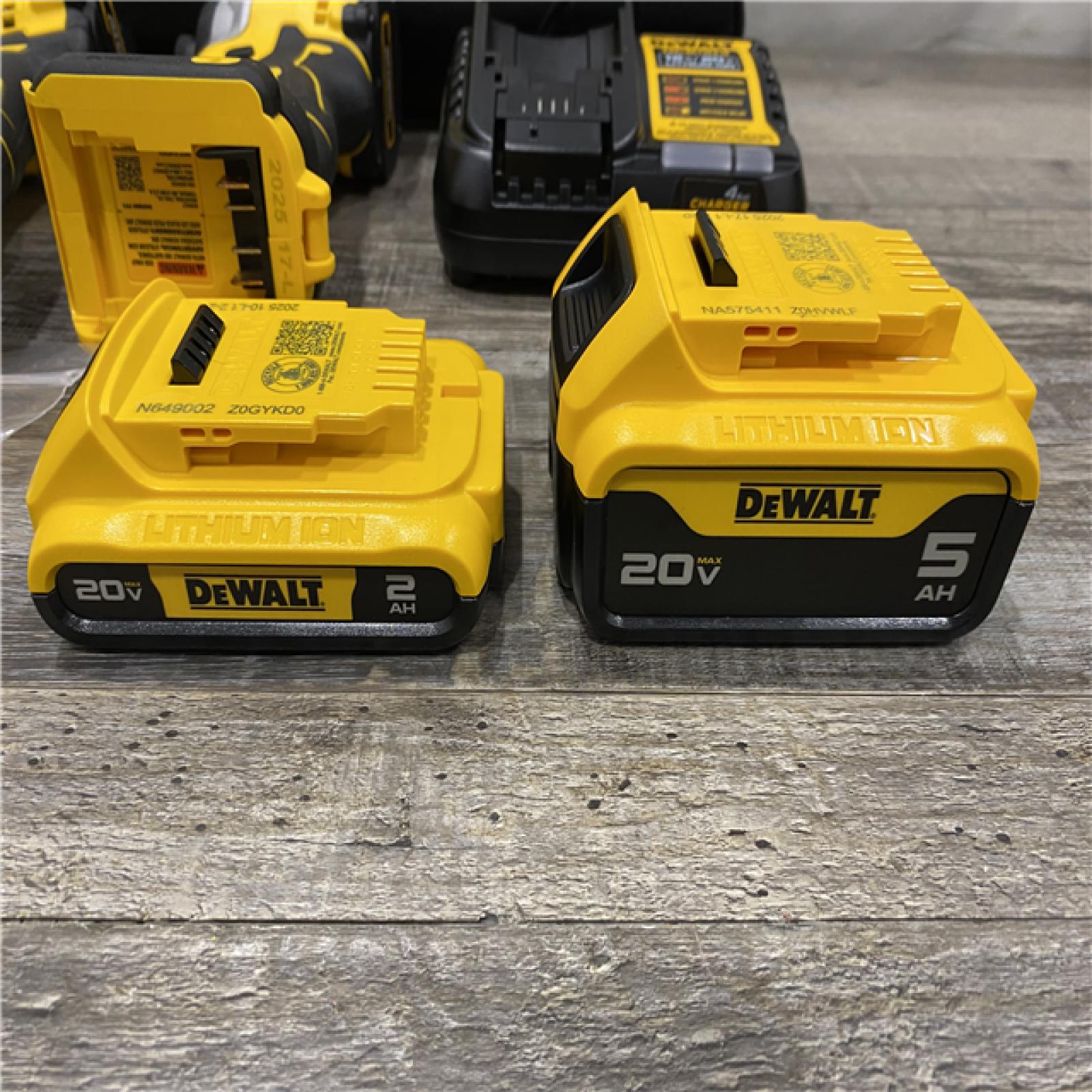 AS-IS DEWALT ATOMIC 20V MAX Lithium-Ion Cordless 2-Tool Combo Kit