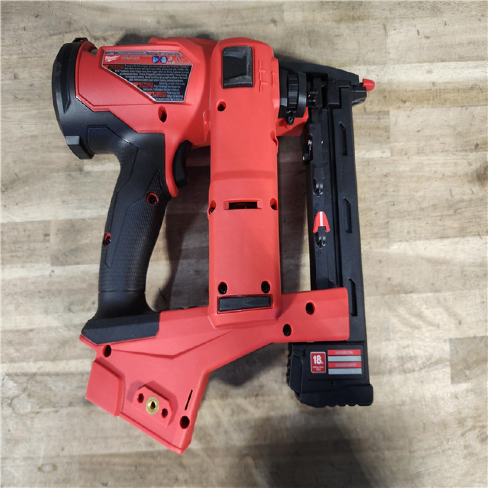 HOUSTON LOCATION - AS-IS (APPEARS LIKE NEW) MILWAUKEE FUEL 18-Volt Lithium-Ion Brushless Cordless 18-Gauge 1/4 in. Narrow Crown Stapler (Tool-Only)