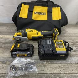 AS-IS DEWALT 20V MAX XR Cordless Brushless 3-Speed Oscillating Multi Tool Kit