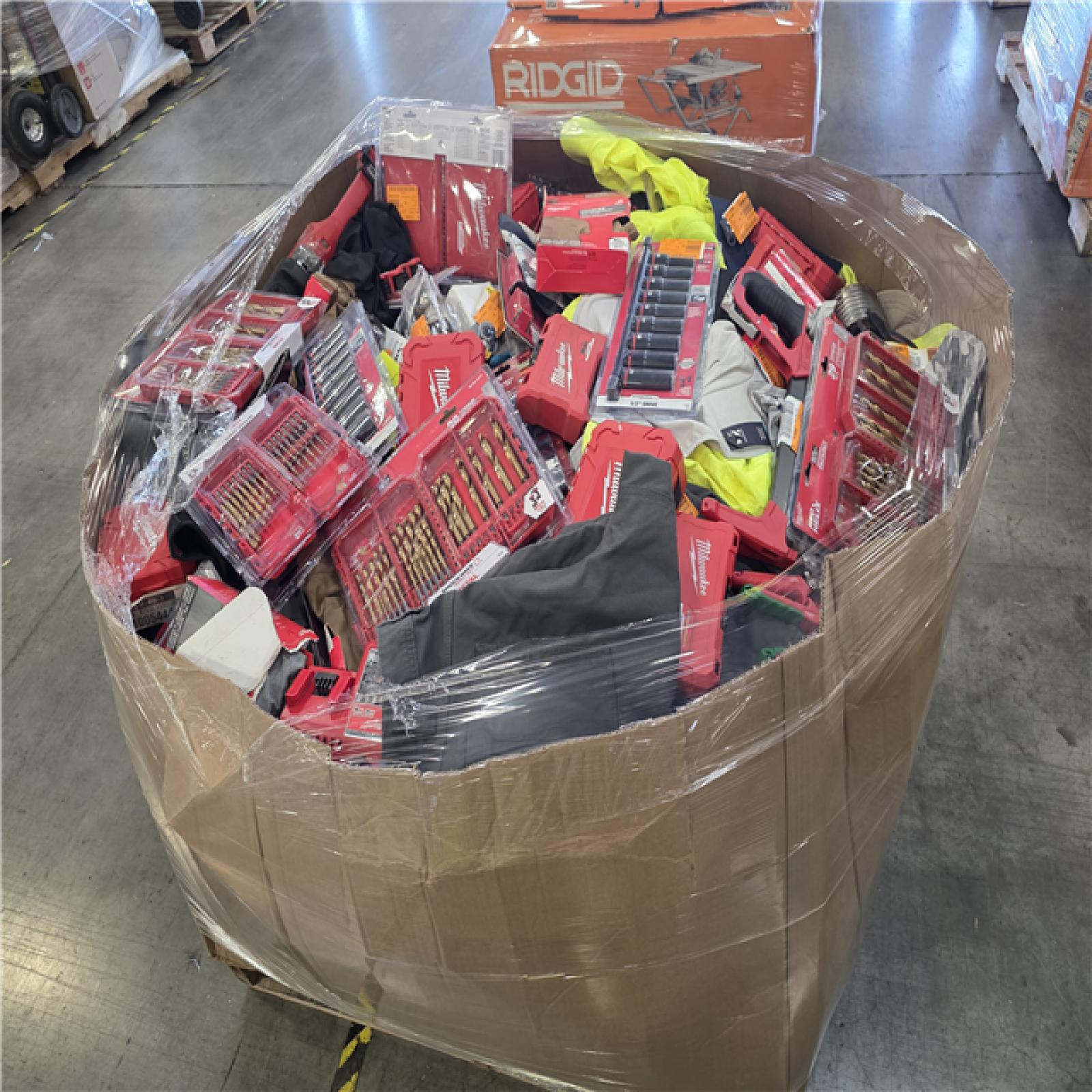 Phoenix Location AS-IS Tools & Hardware Lot(11 Pallets) 90831A