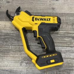 AS-IS DEWALT 20V MAX Cordless Battery Powered Pruner Kit
