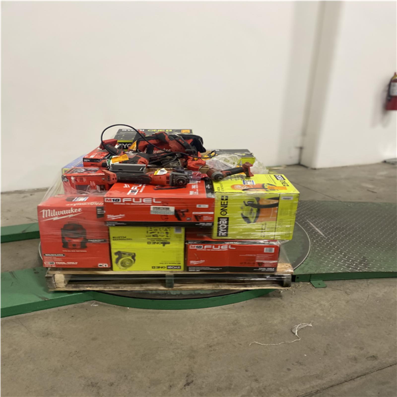 Dallas Location - As-Is Tool Pallet