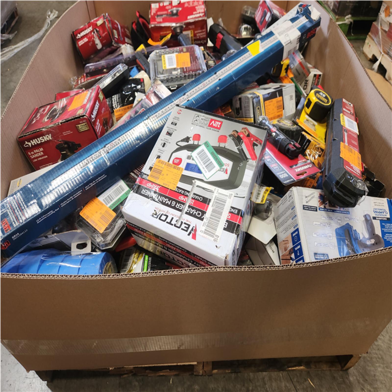 Phoenix AS-IS .Com Home Improvement Pallet