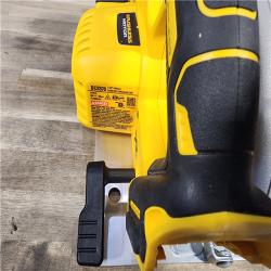 HOUSTON LOCATION - AS-IS (APPEARS LIKE NEW) DEWALT 20-Volt MAX 7-1/4 in. Cordless Circular Saw (Tool Only)