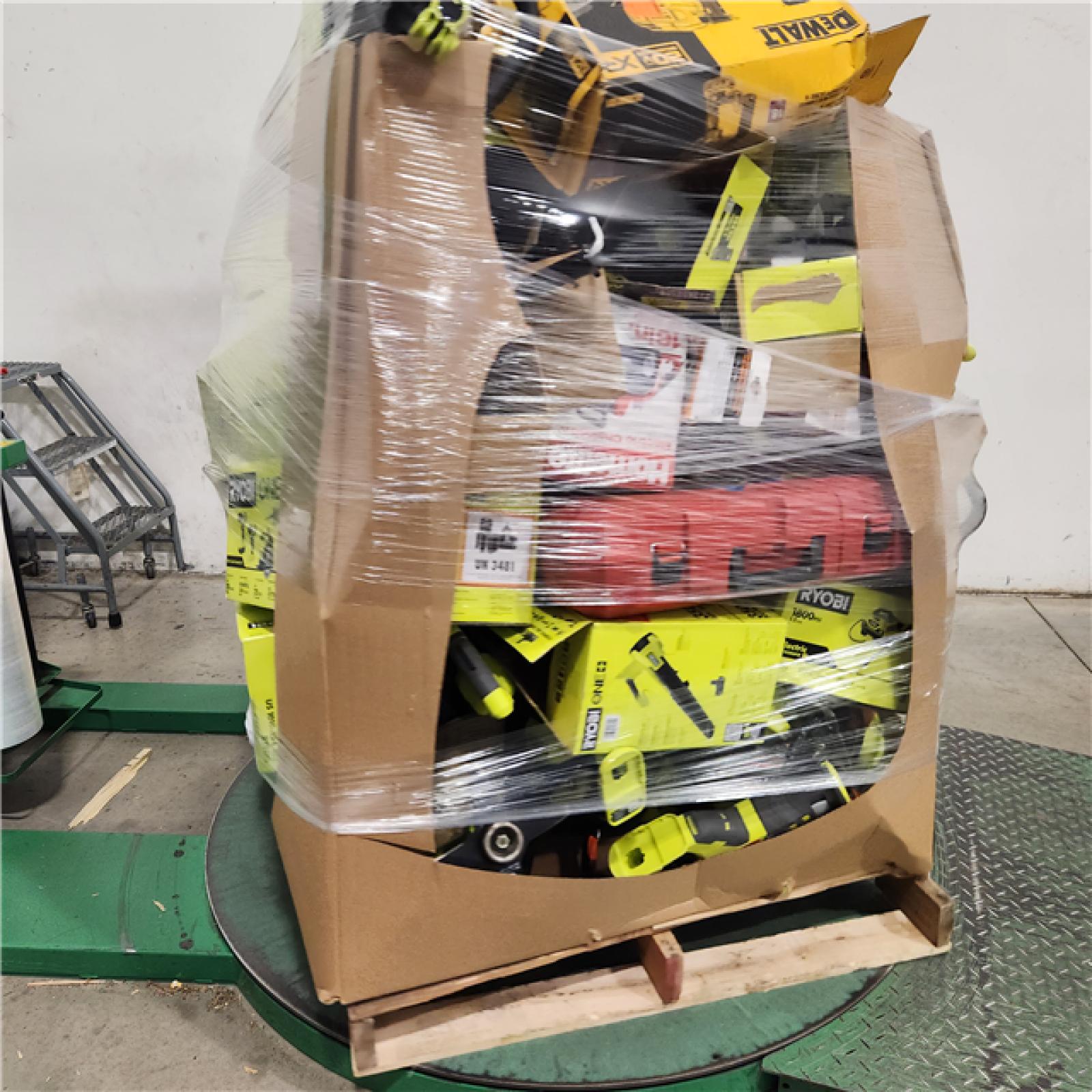 Dallas Location - As-Is Tool Pallet