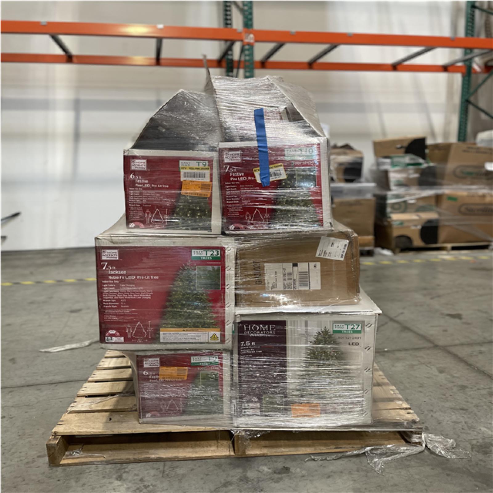DALLAS LOCATION- AS-IS ASSORTED CHRISTMAS TREES PALLET