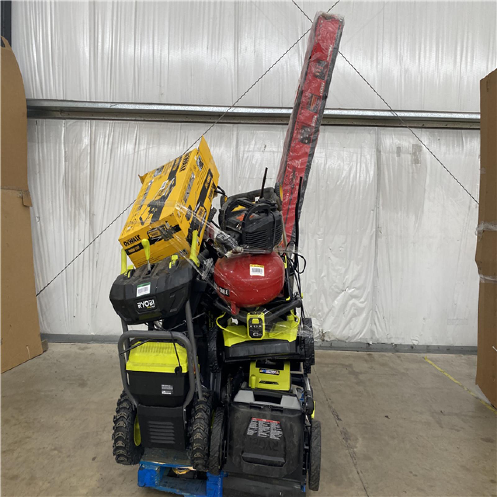 Houston Location AS IS - Tool Pallet