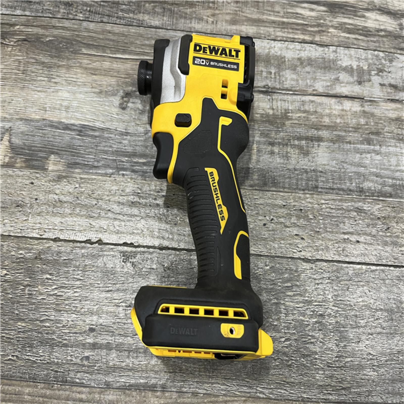 AS-IS DEWALT ATOMIC 20V MAX Lithium-Ion Cordless 1/4 in. Brushless Impact Driver Kit