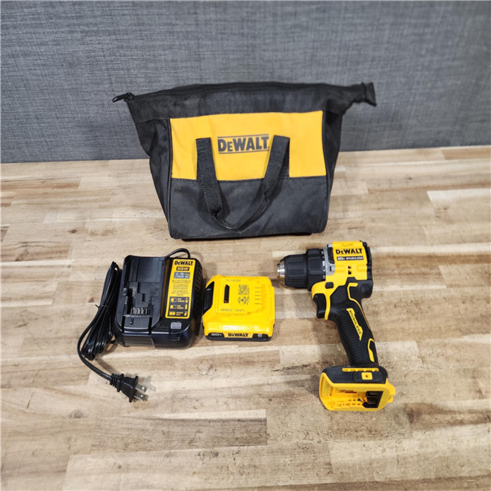 HOUSTON LOCATION - AS - IS DEWALT Atomic 20V Lithium-Ion Cordless Compact 1/2 in. Drill/Driver Kit