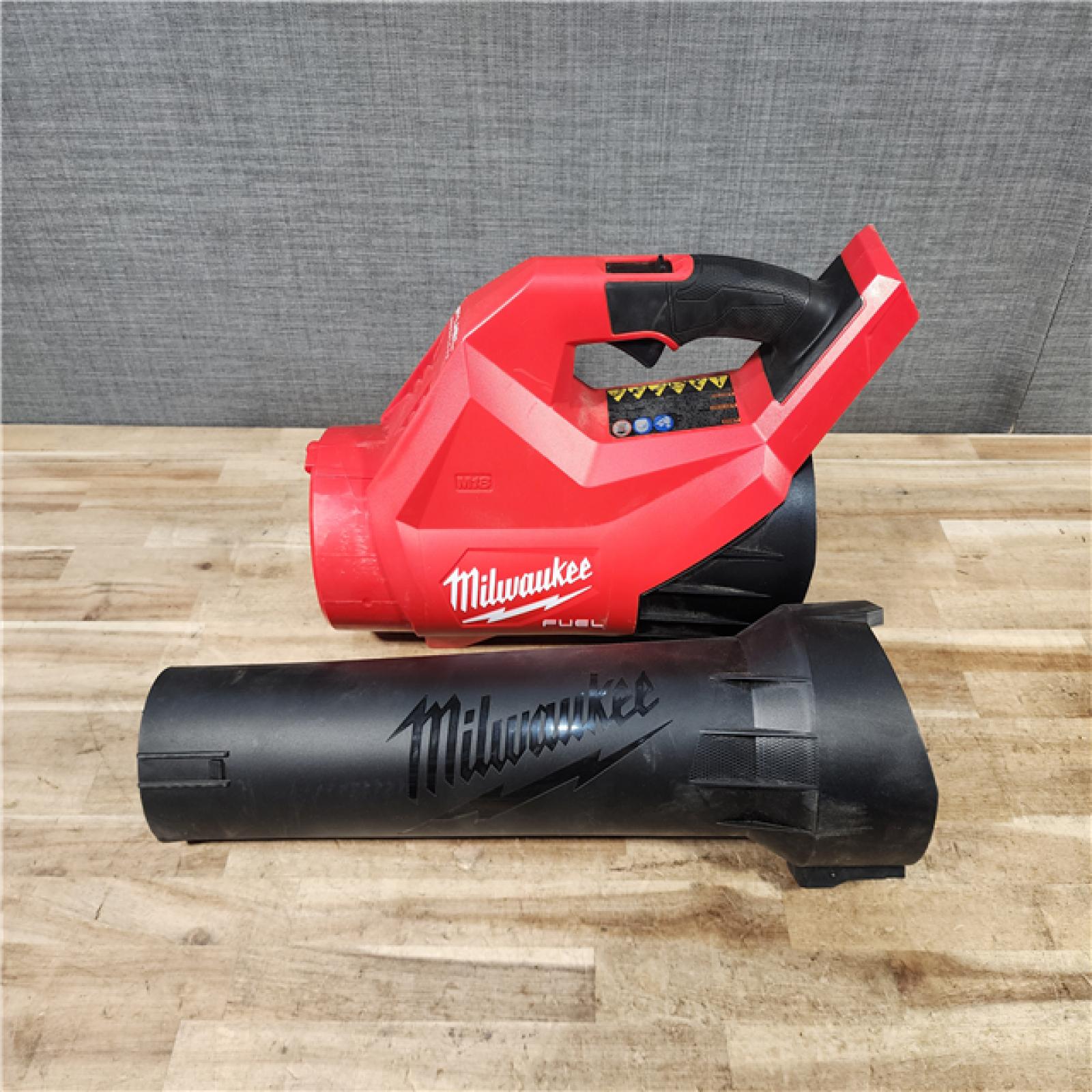 HOUSTON LOCATION - AS - IS Milwaukee FUEL 120 MPH 500 CFM 18V Lithium-Ion Brushless Cordless Handheld Blower (Tool-Only)