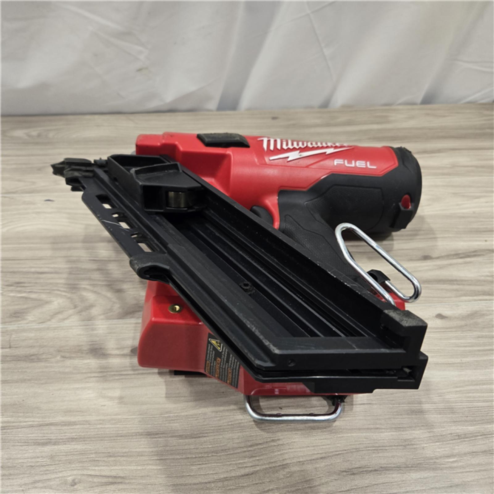 AS-IS Milwaukee M18 FUEL 30 Degree Framing Nailer (TOOL ONLY)