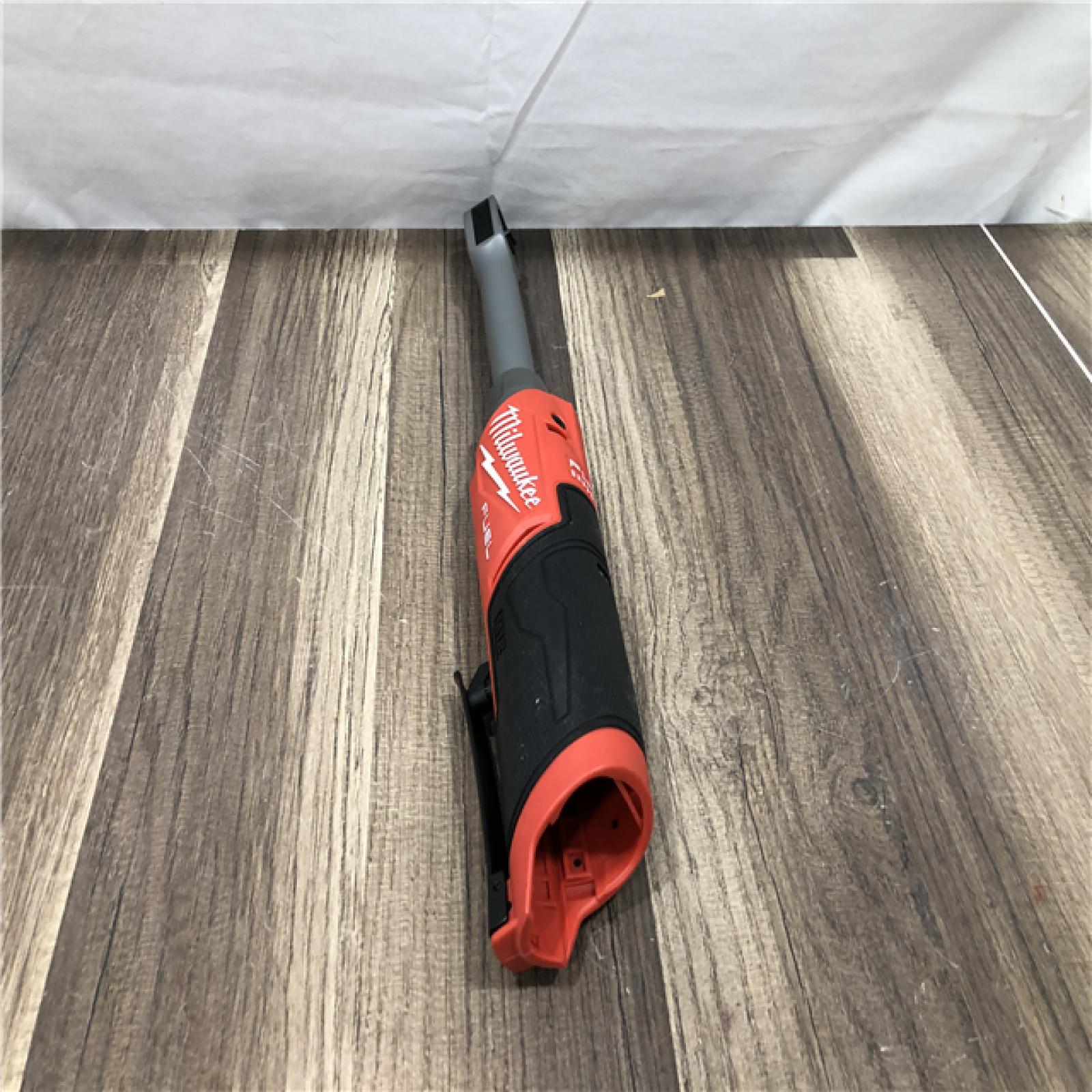 AS-IS Milwaukee FUEL INSIDER 12V Lithium-Ion Brushless Cordless 1/4 in. - 3/8 in. Extended Reach Box Ratchet (Tool-Only)
