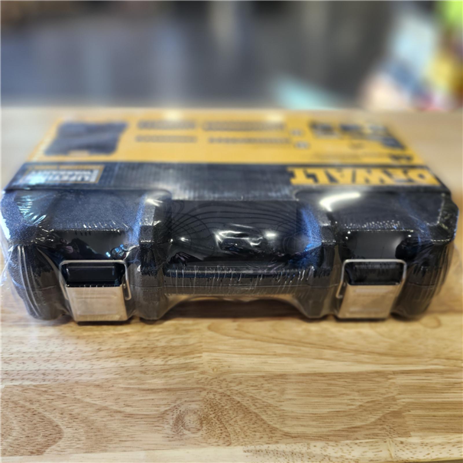 NEW! - DEWALT 1/4 in. Drive Metric and SAE Impact Socket Set (48-Piece)