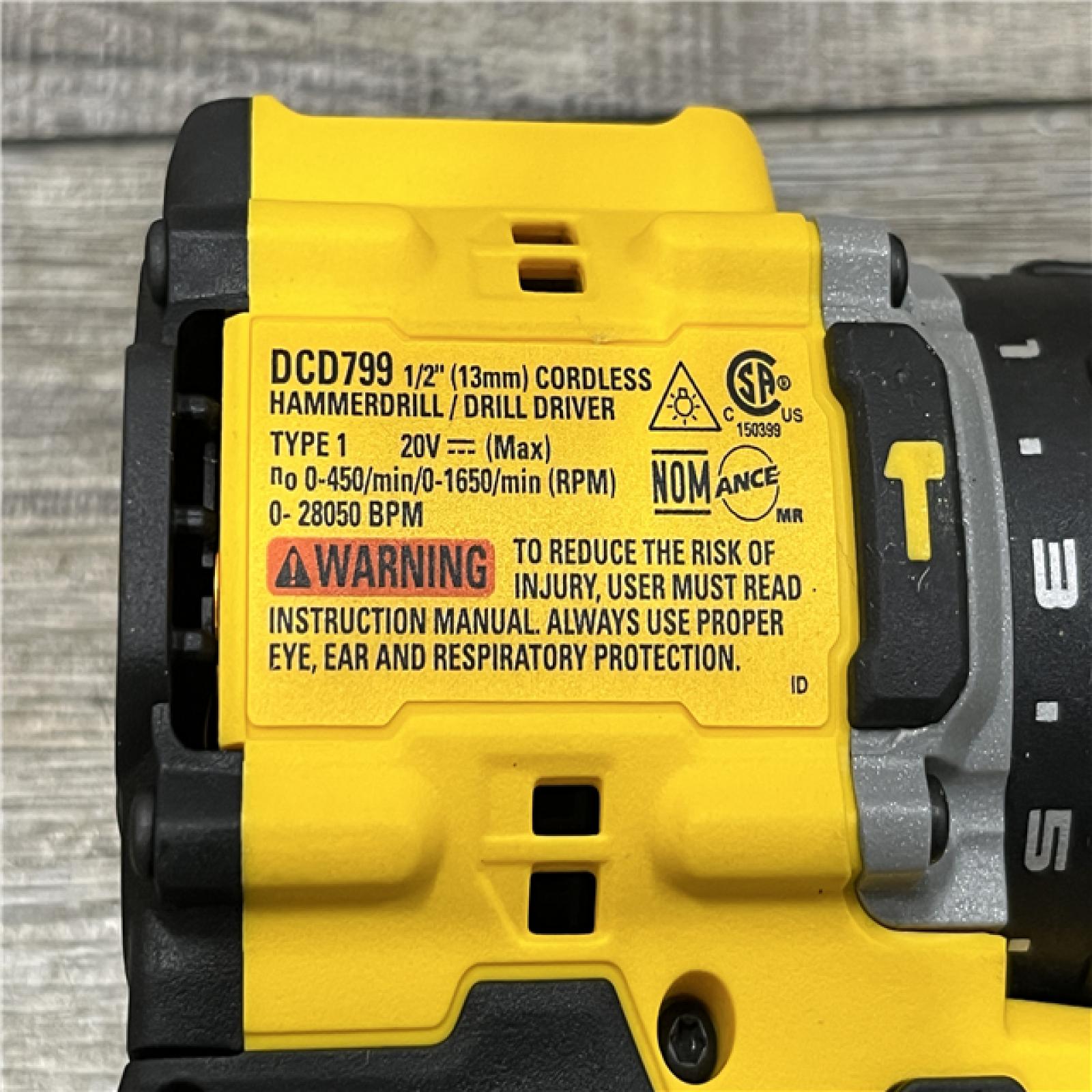 AS-IS DEWALT ATOMIC 20V Cordless 1/2 in. Compact Hammer Drill Kit