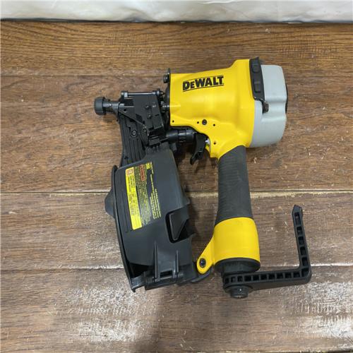 AS-IS DEWALT DW66C-1 2-1/2 Inch 15 Degree Coil Siding and Fencing Nailer