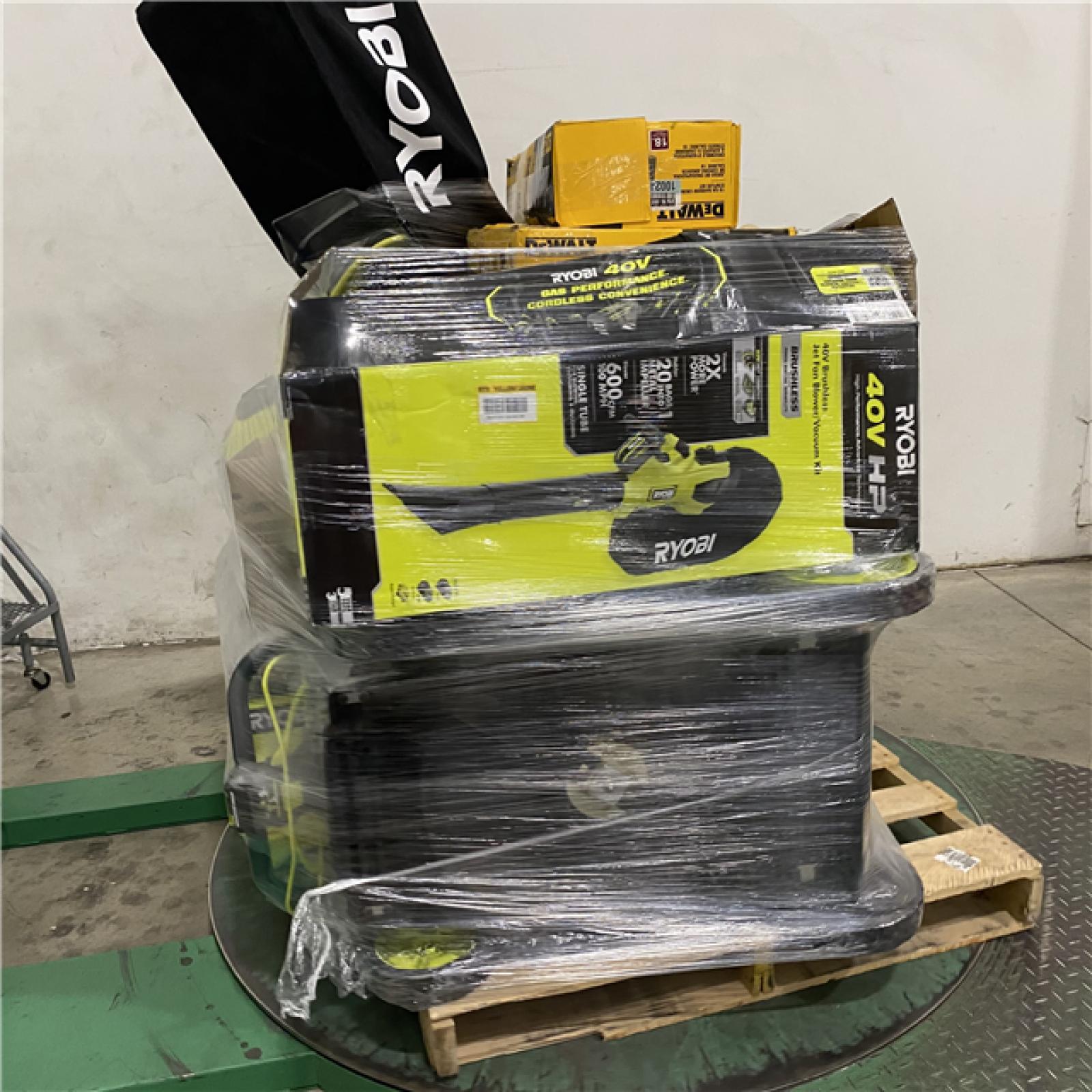 DALLAS LOCATION- AS-IS TOOLS PALLET