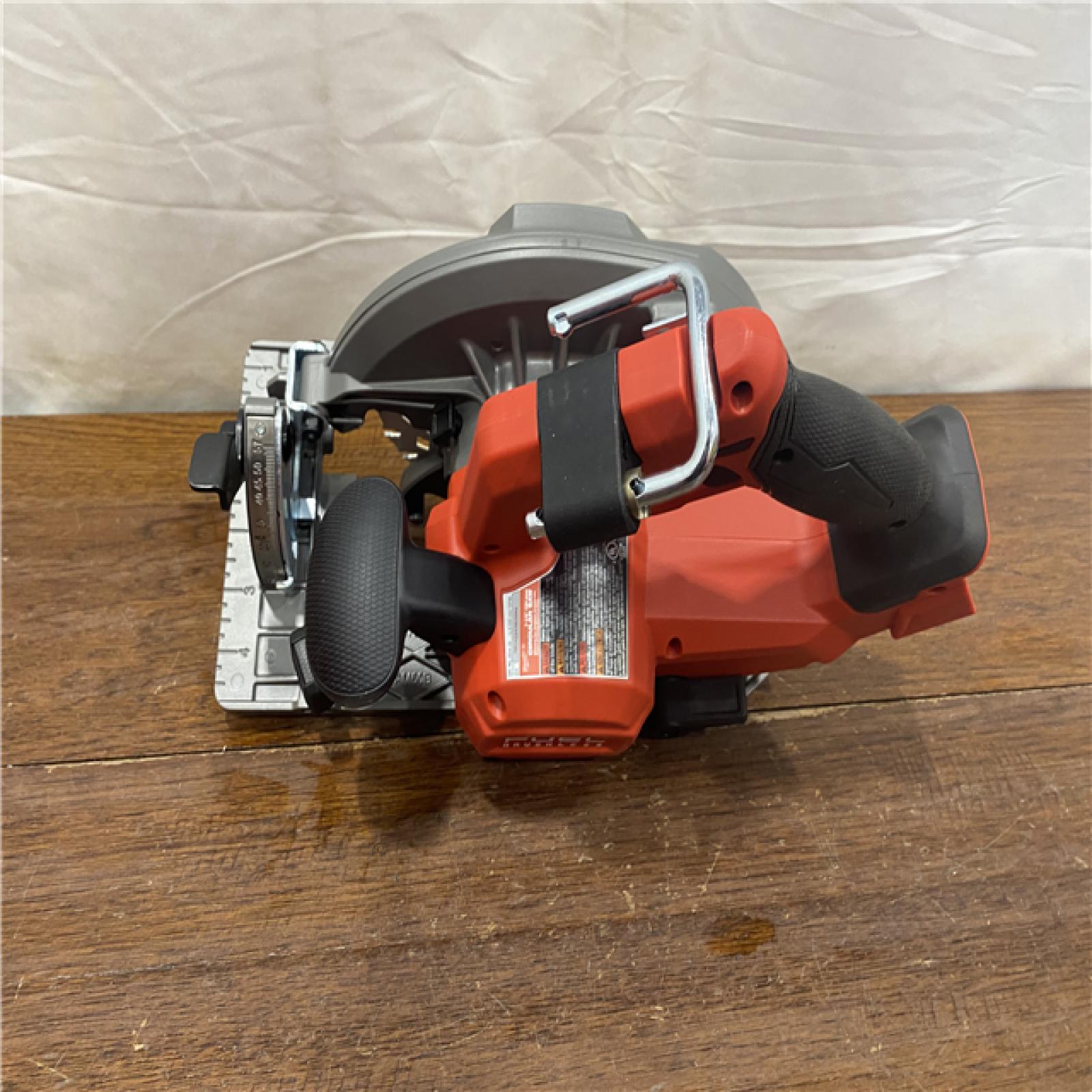 AS-IS Milwaukee Tools M18 FUEL 7-1/4 Circular Saw (Tool Only) 2834-20