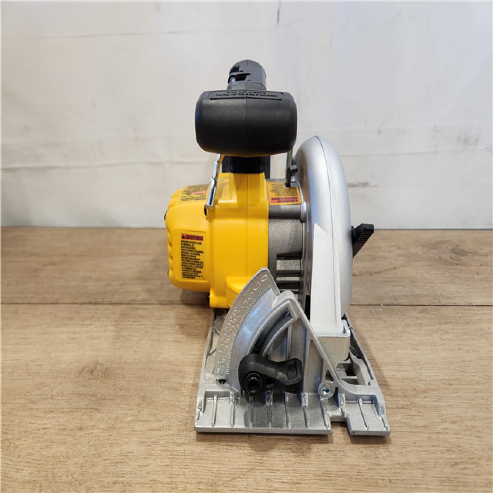 AS-IS- DeWALT  20V Max Brushless 6.5   Cordless Circular Saw