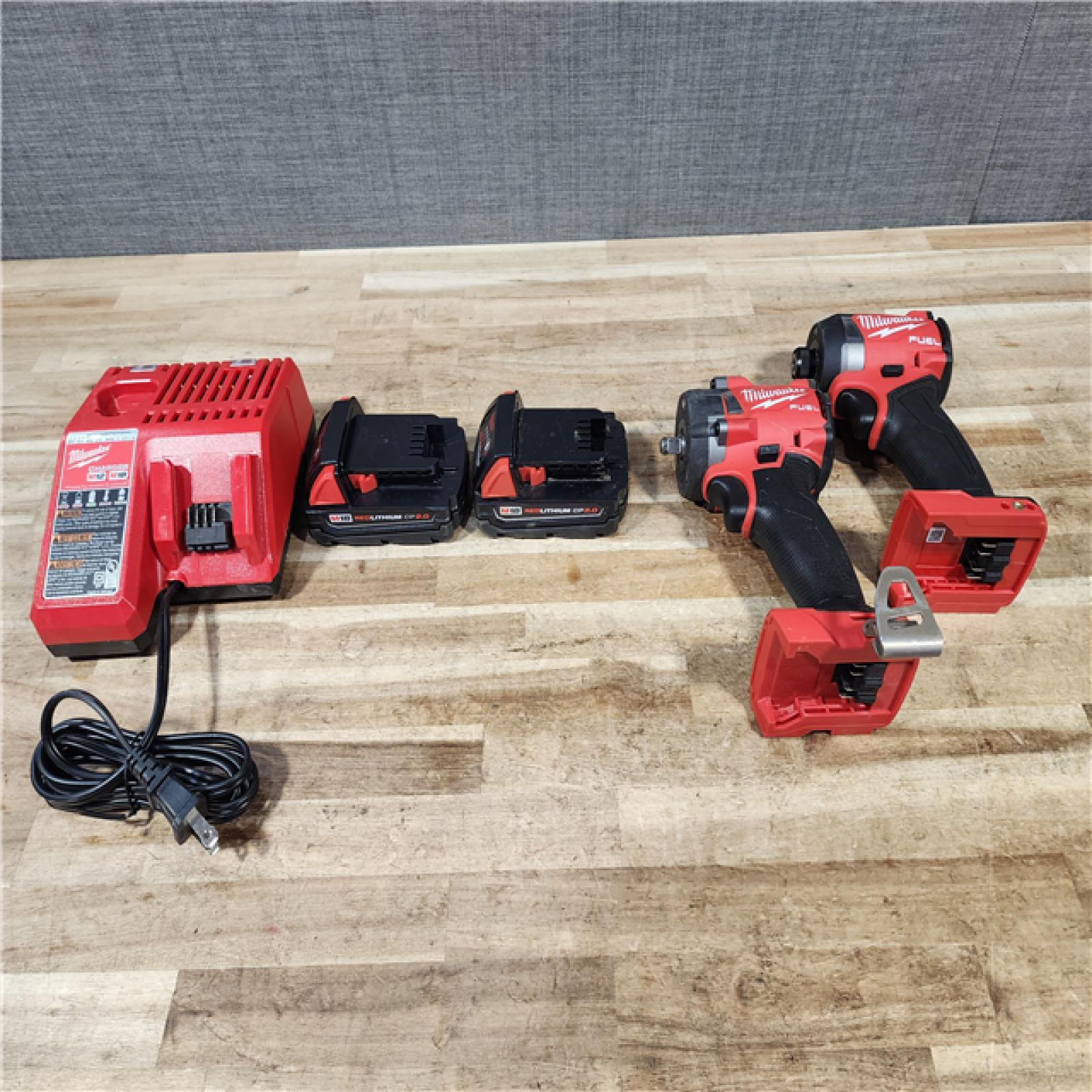 HOUSTON LOCATION - AS - IS Milwaukee 2 Tool Combo Kit W/ (2) Battery & Charger