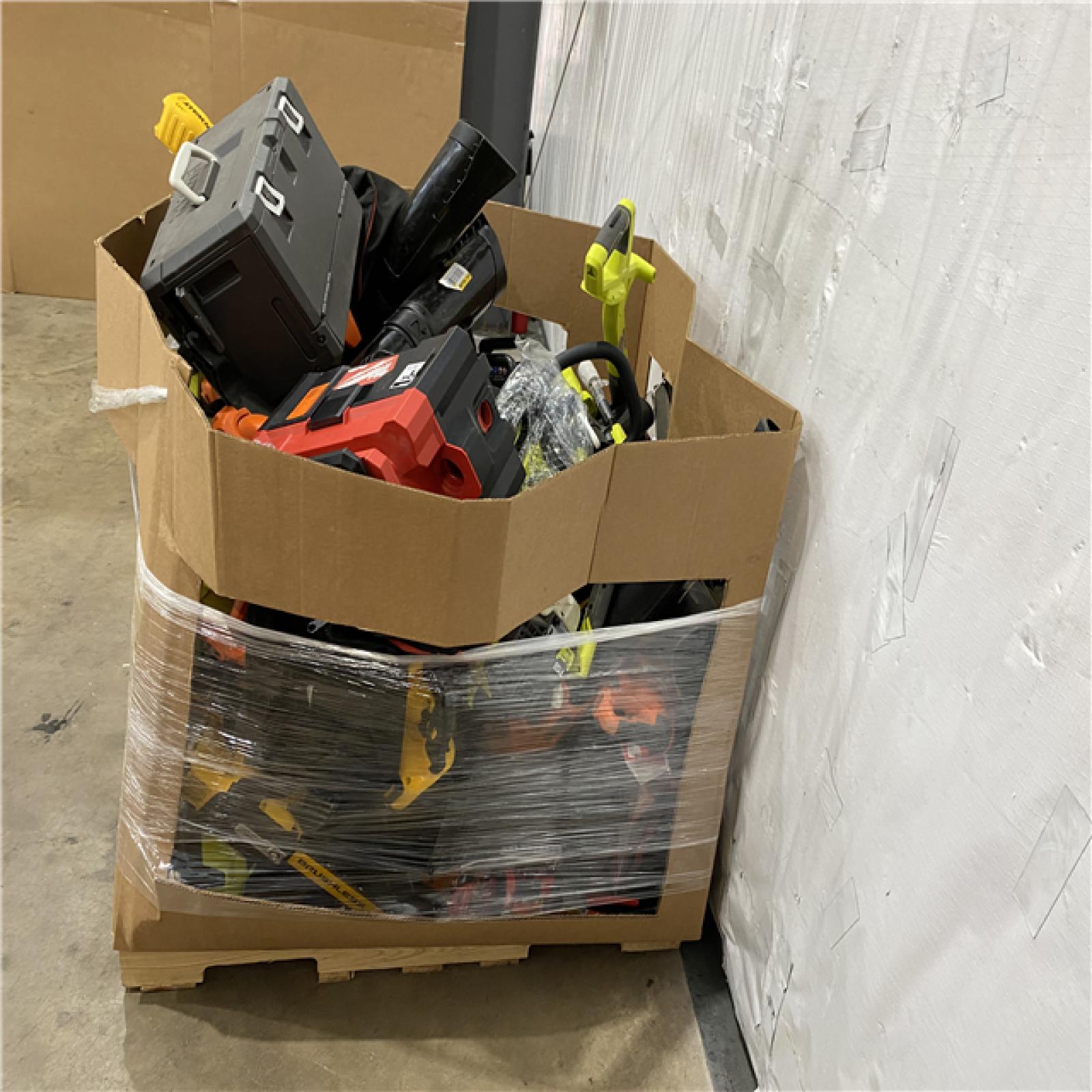 Houston Location AS IS - Tool Pallet