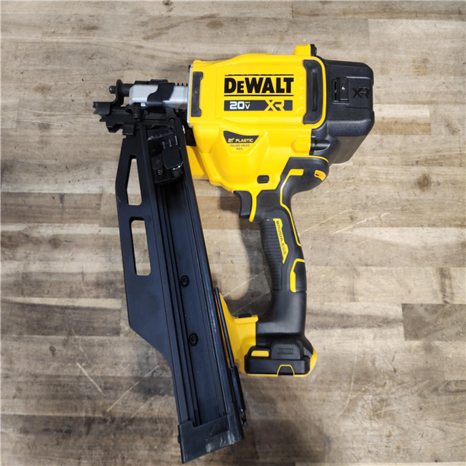 HOUSTON LOCATION - AS-IS DEWALT 20-Volt 21° Cordless Framing Nailer (Tool-Only)