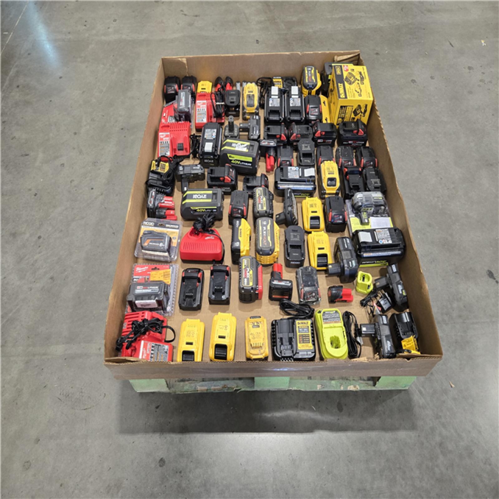 DALLAS LOCATION- AS-IS BATTERY PALLET