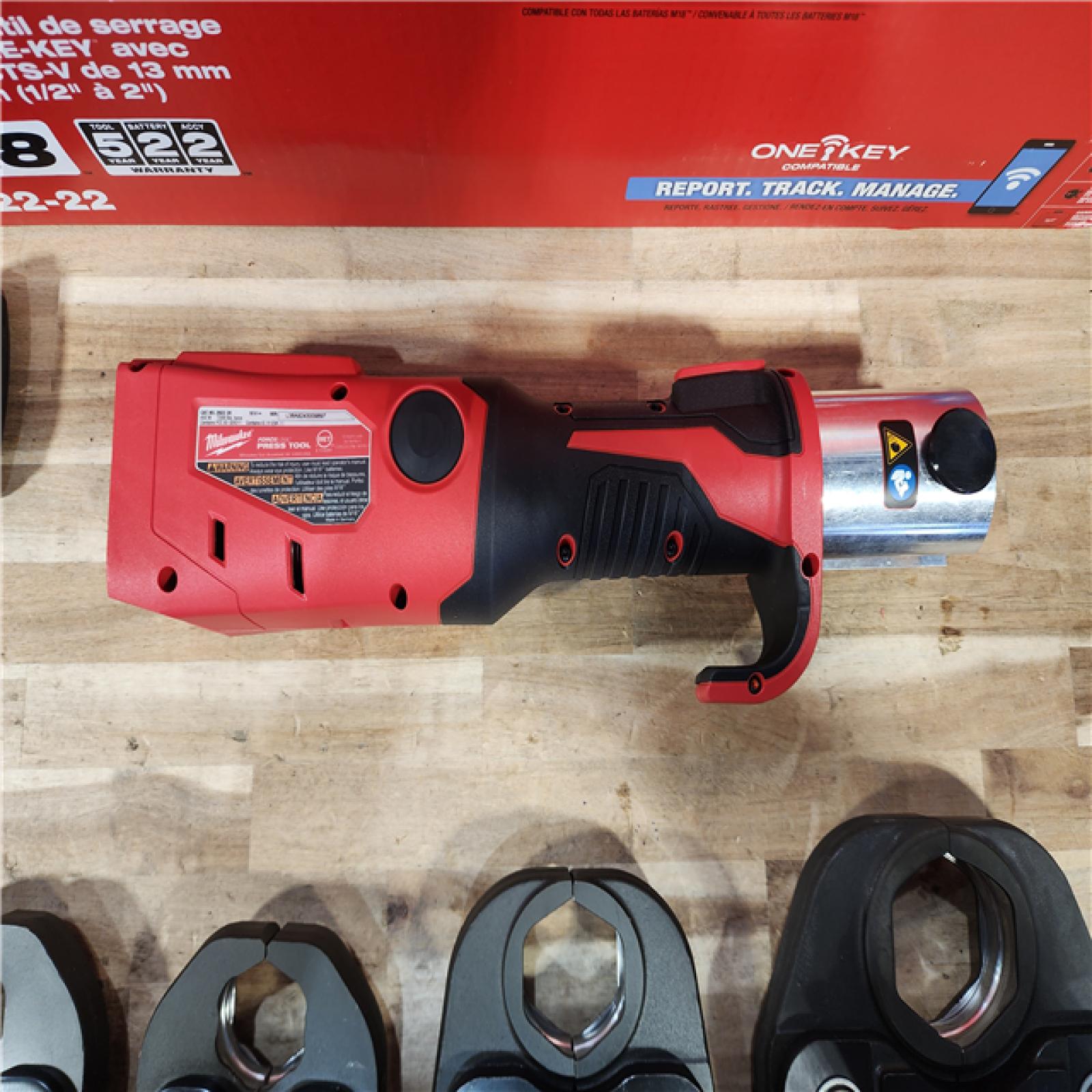 HOUSTON LOCATION - AS-IS (APPEARS LIKE NEW) Milwaukee M18 Force Logic ONE KEY Press Tool 1/2-2 Kit