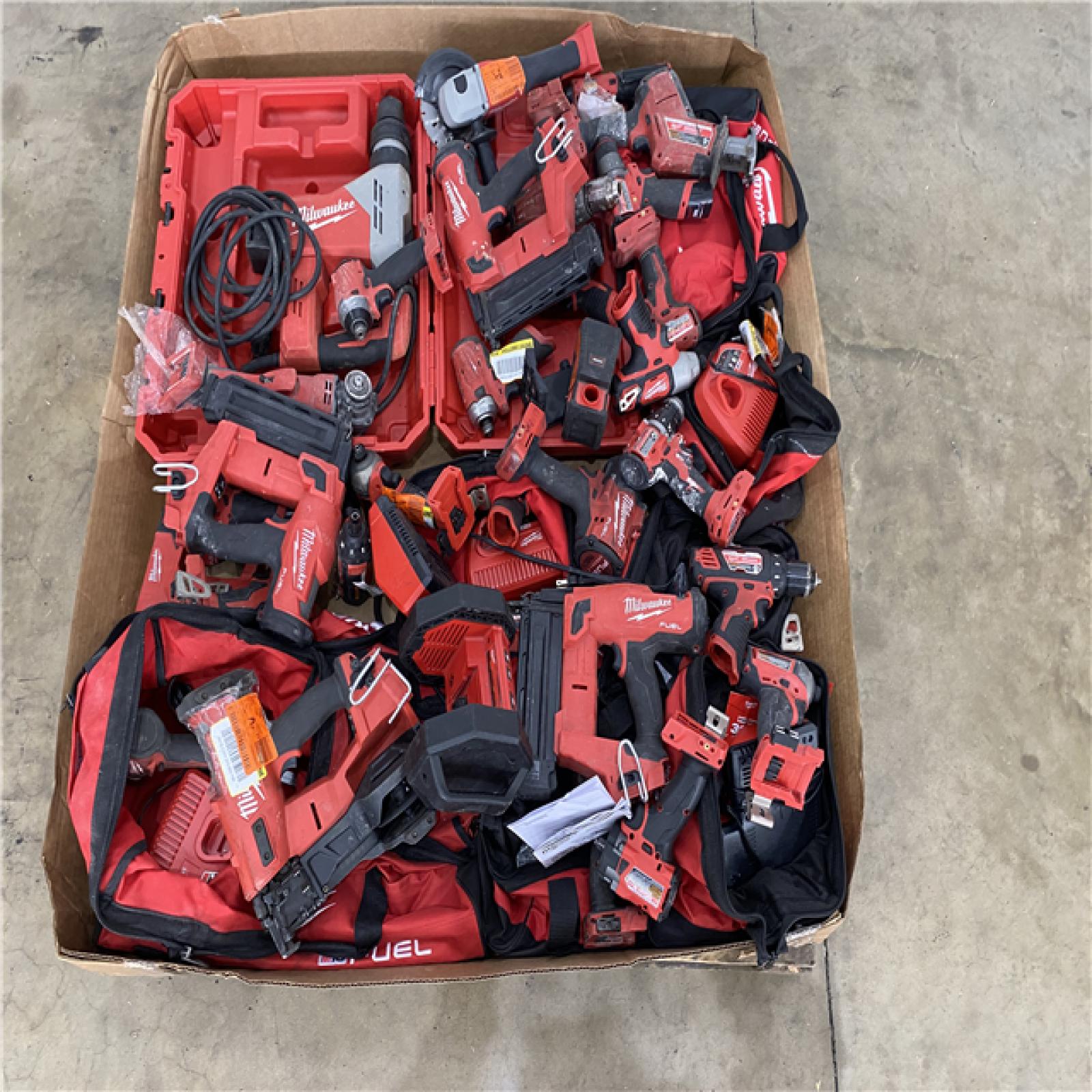 Houston Location AS IS - Tool Pallet