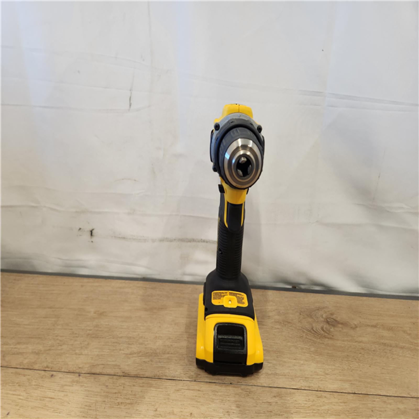 AS-IS- DEWALT 20V  Cordless.5 in Drill Driver  2 Ah
