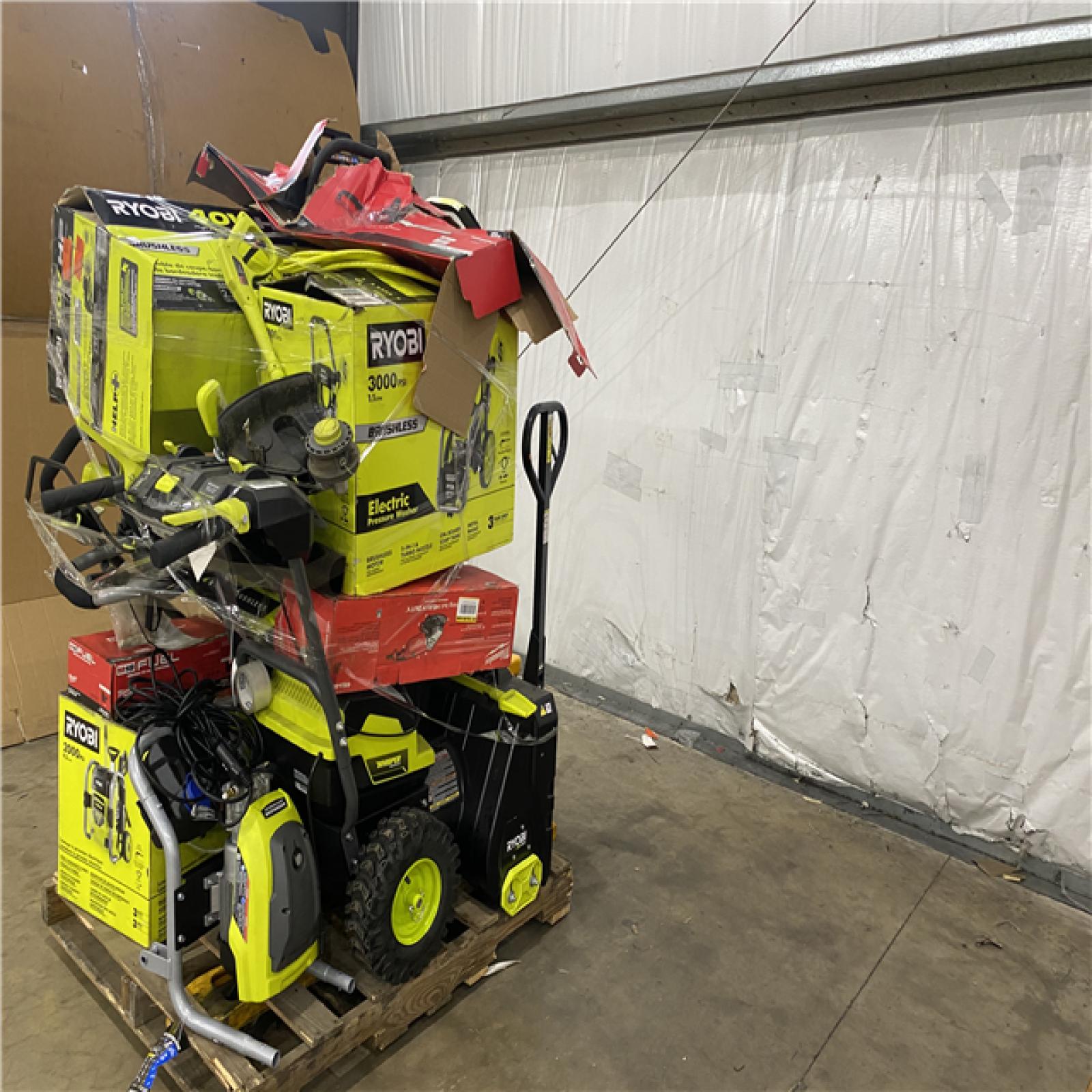 Houston Location AS IS - Tool Pallet