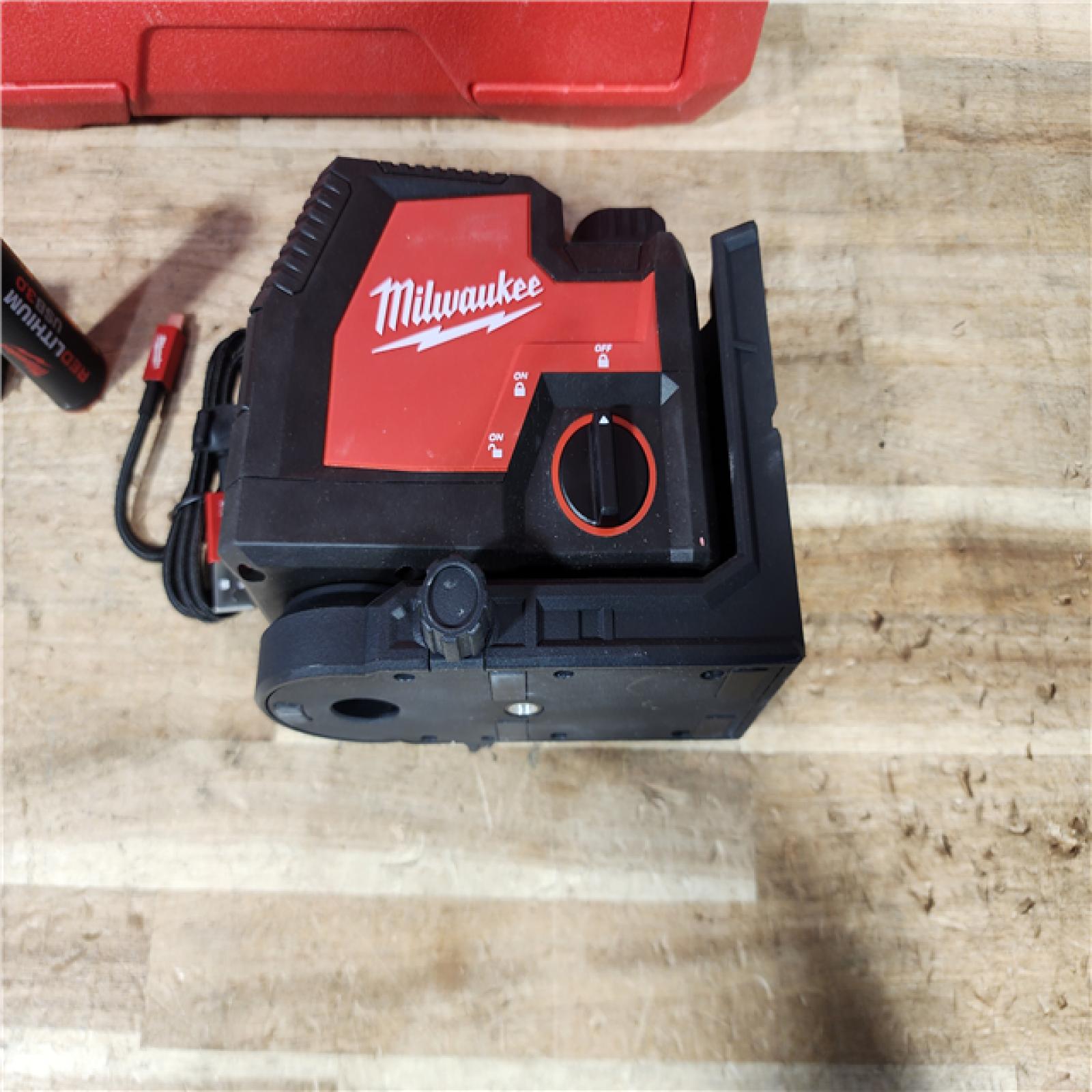 HOUSTON LOCATION - AS - IS Milwaukee 100 ft. REDLITHIUM Lithium-Ion USB Green Rechargeable Cross Line Laser Level with Charger