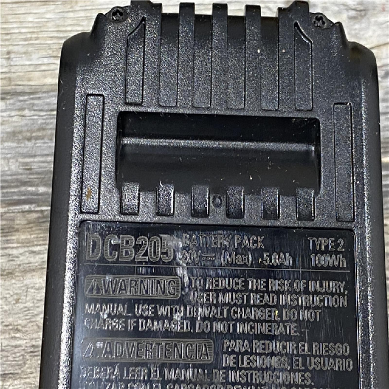 AS-IS DEWALT 20V MAX* XR Brushless Cordless Handheld Blower Kit