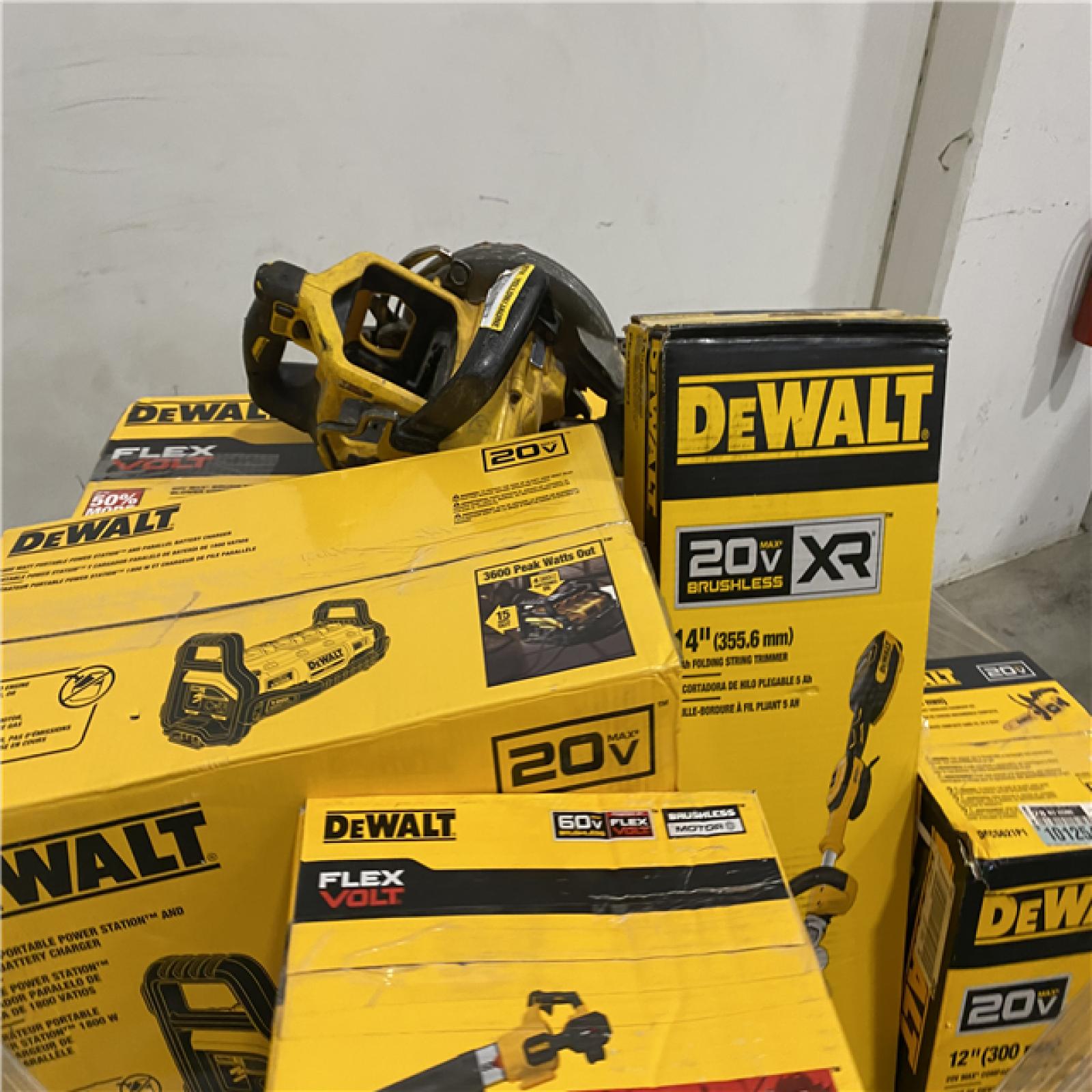 Dallas Location - As-Is DEWALT Tool Pallet