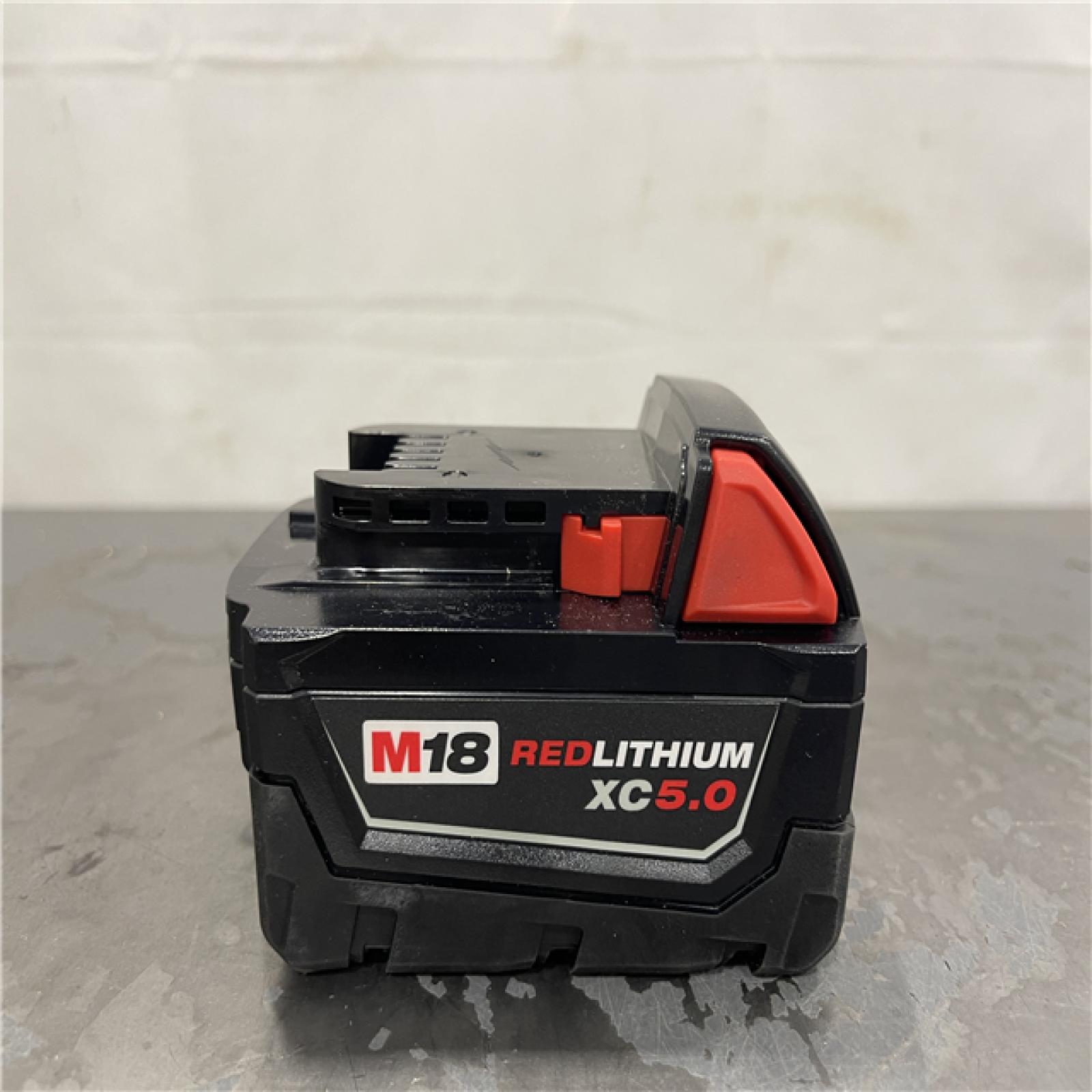 AS-IS- Milwaukee M18 18V REDLITHIUM XC5.0 Oil Resistant Battery