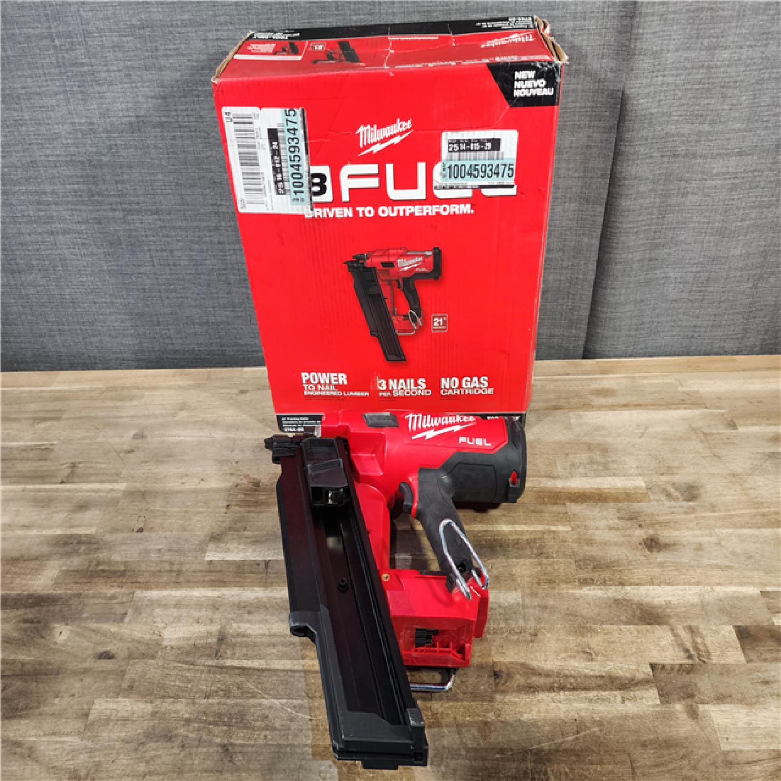 HOUSTON LOCATION - AS-IS Milwaukee 2744-20 M18 FUEL 3-1/2 in. 18-Volt 21-Degree Lithium-Ion Brushless Cordless Framing Nailer (Tool-Only)