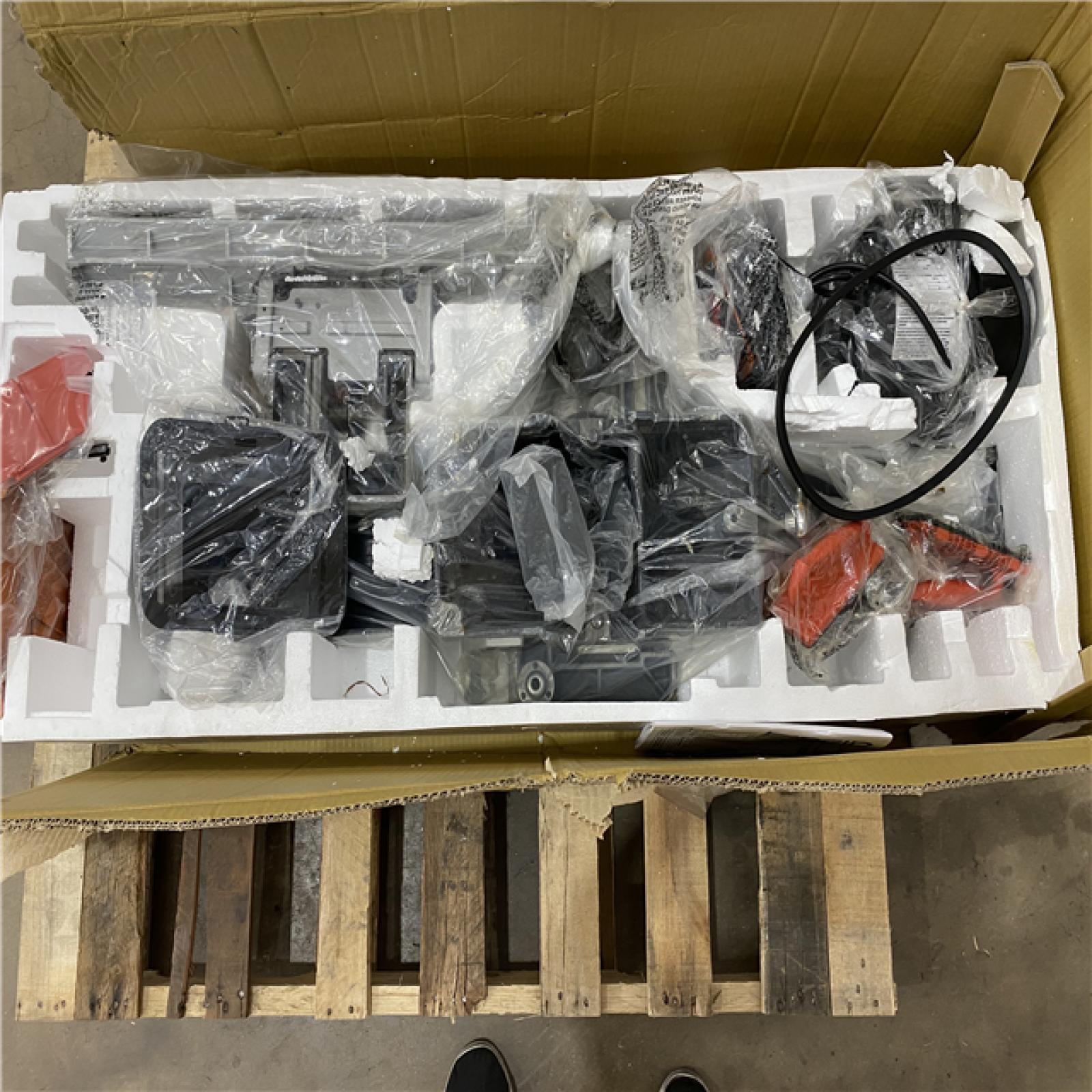 Houston Location - AS-IS Tool Pallet RIDGID 6-1/8 IN JOINTER/PLANER