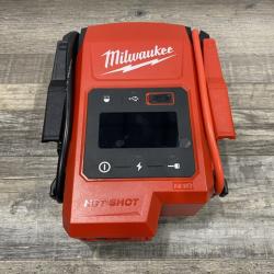 AS-IS Milwaukee 18V Lithium-Ion Cordless 2000 Peak Amp HOTSHOT Jump Starter (Tool-Only)