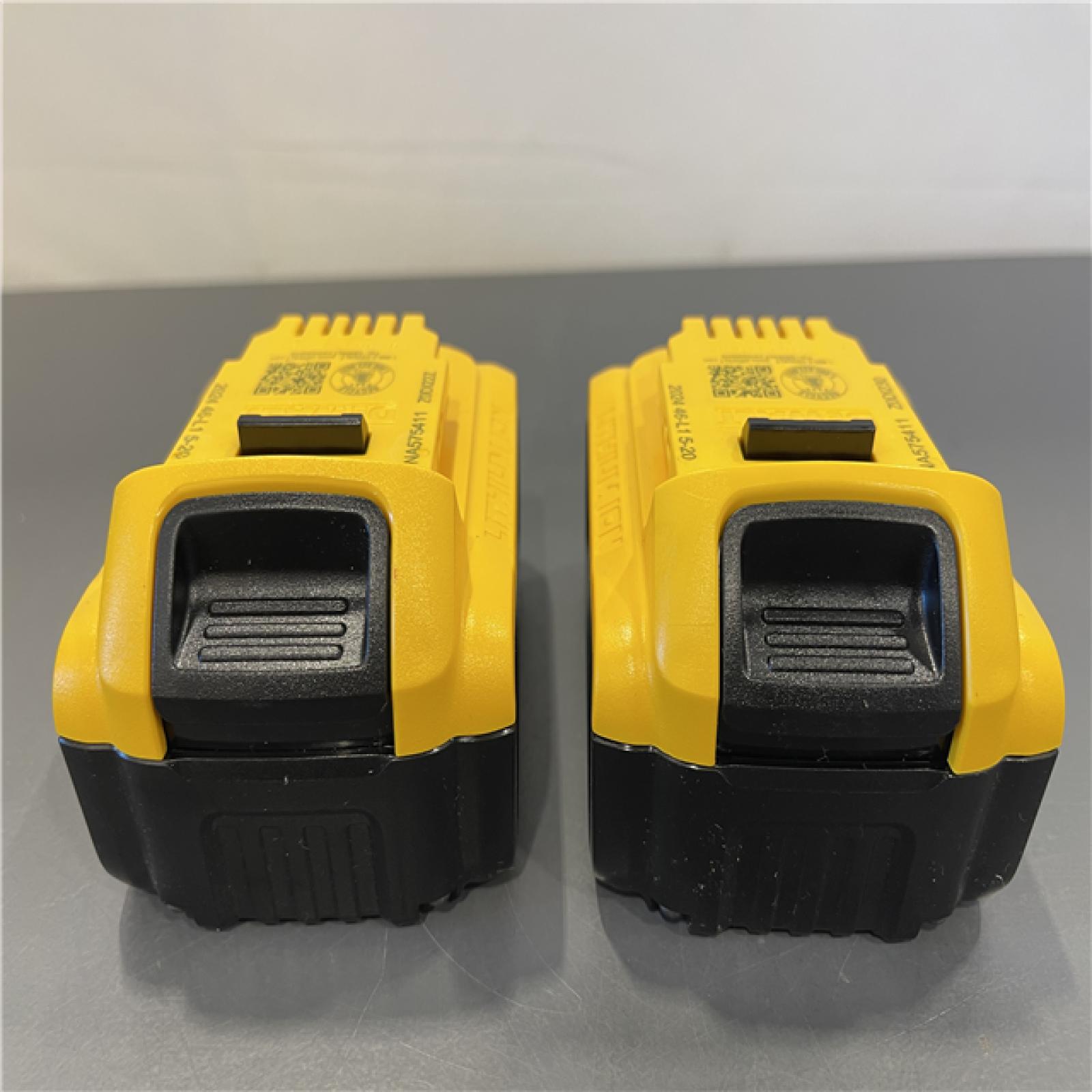 Like New! - DEWALT 20V MAX XR Premium Lithium-Ion 5.0Ah Battery Pack