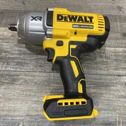 AS-IS DEWALT 20V MAX Lithium-Ion Cordless 1/2 in. Impact Wrench Kit