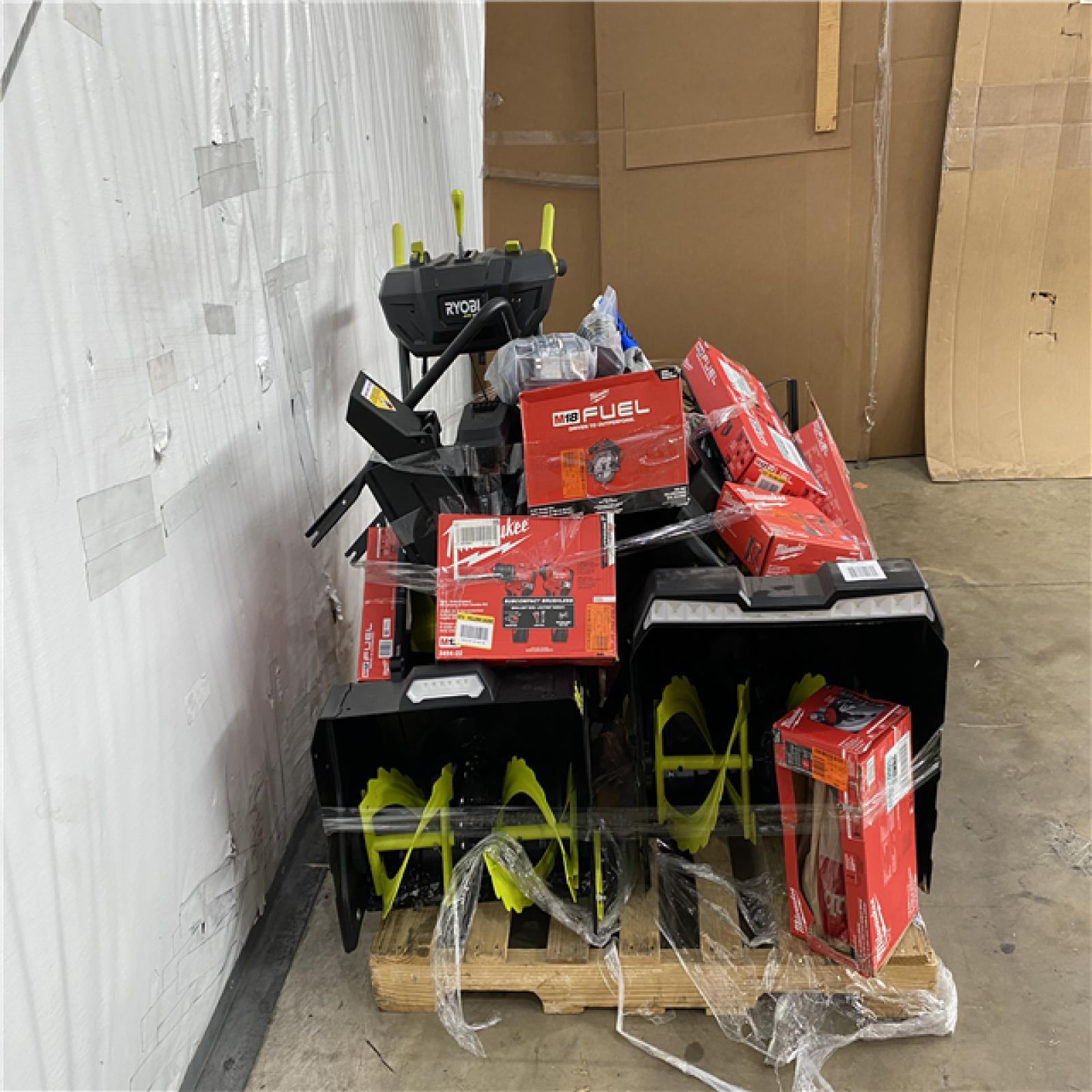 Houston Location AS IS - Tool Pallet