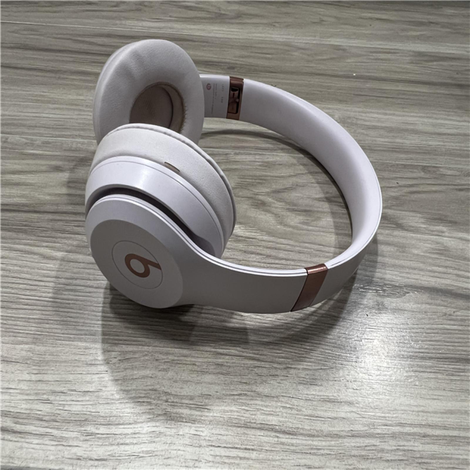 AS-IS Beats Solo 4 Bluetooth Wireless On-Ear Headphones - Cloud Pink