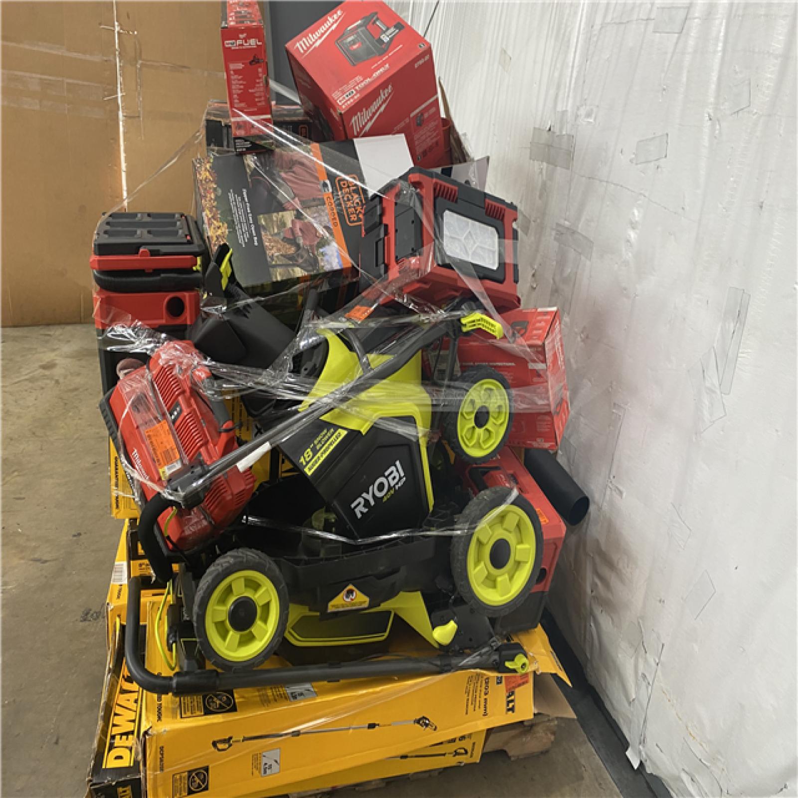 Houston Location AS IS - Tool Pallet