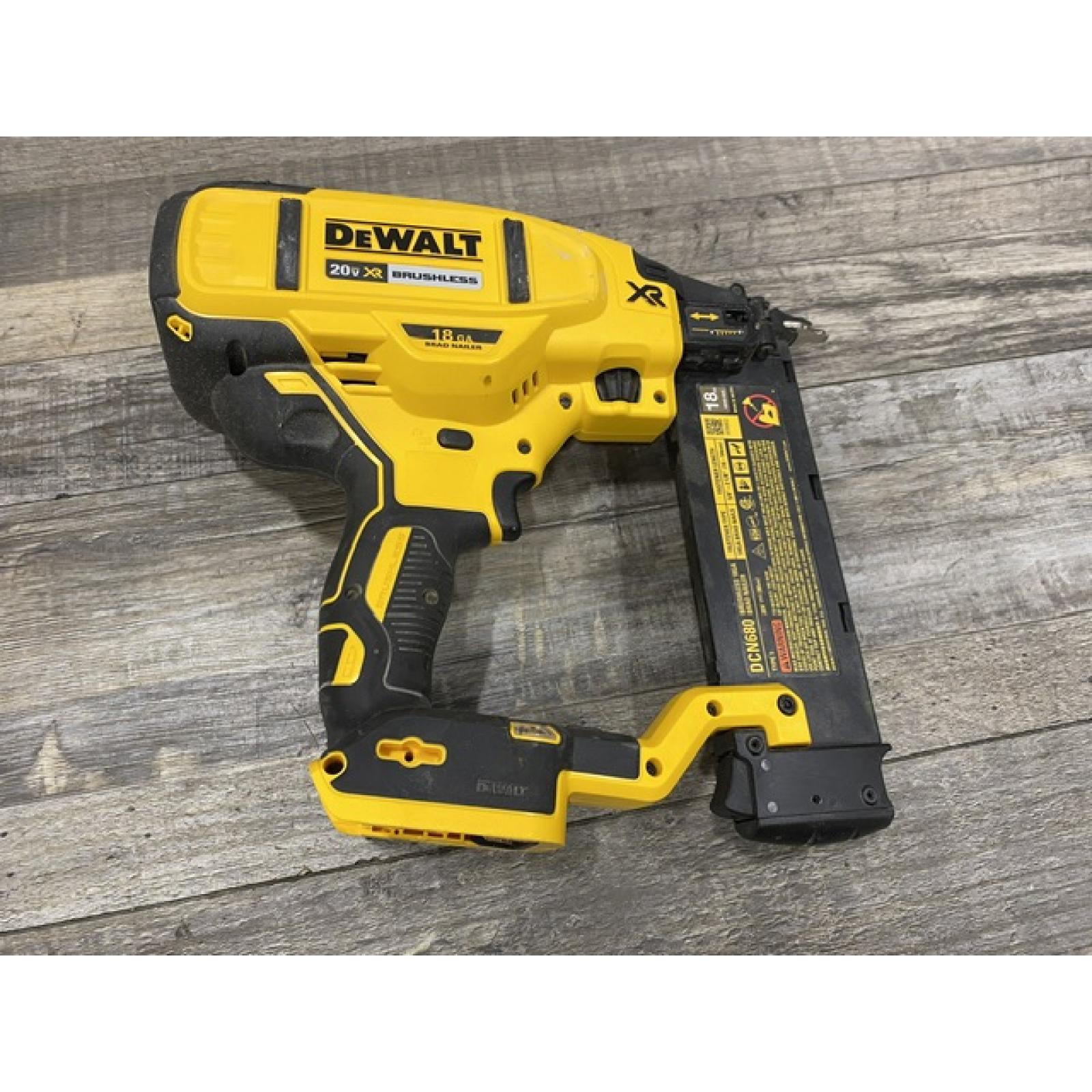 AS-IS DEWALT 20V MAX XR Lithium-Ion Electric Cordless 18-Gauge Brad Nailer (Tool Only)