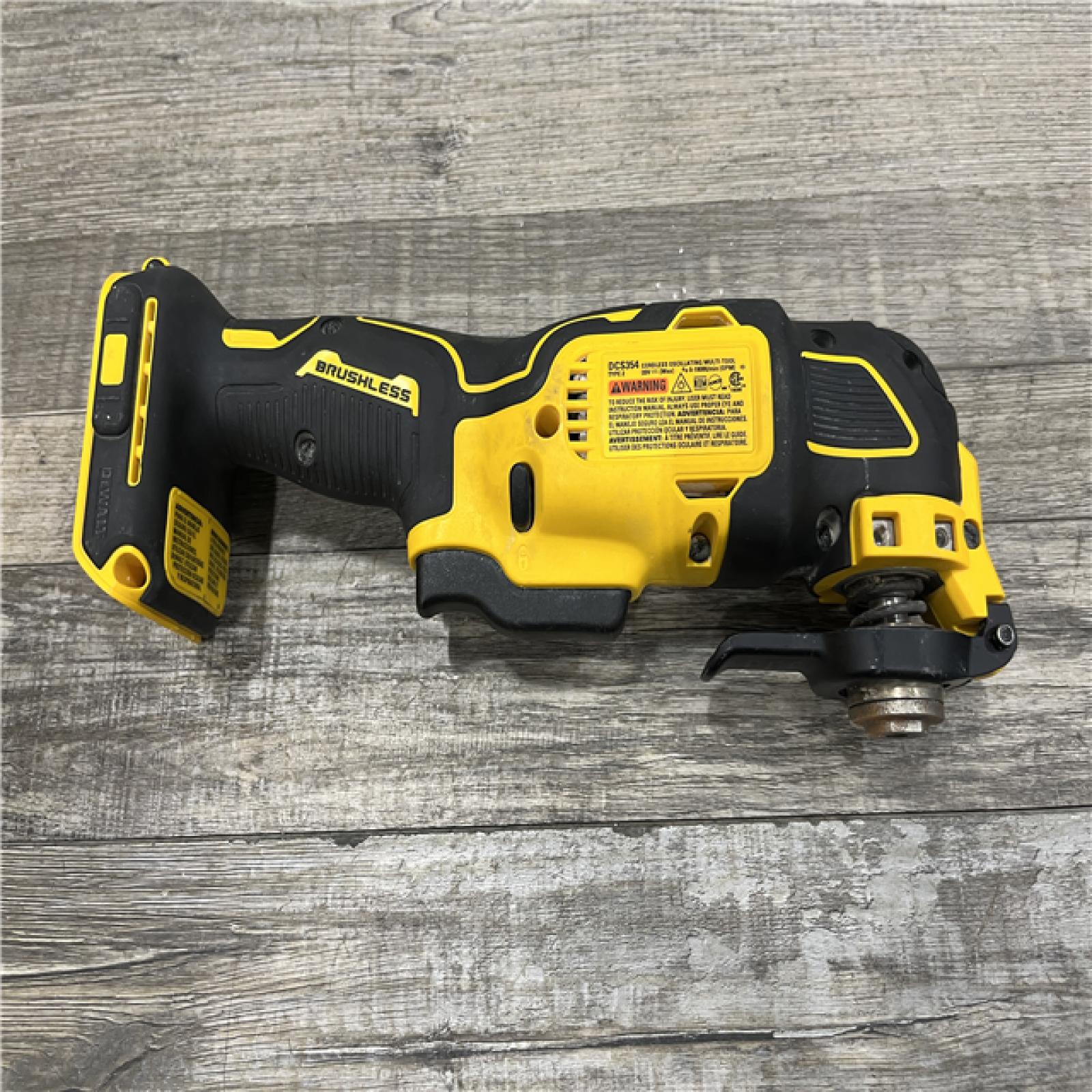 AS-IS DEWALT ATOMIC 20V MAX Cordless Brushless Oscillating Multi Tool (Tool Only)