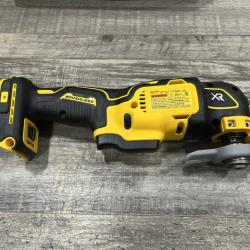 AS-IS DEWALT 20V MAX XR Cordless Brushless 3-Speed Oscillating Multi Tool Kit