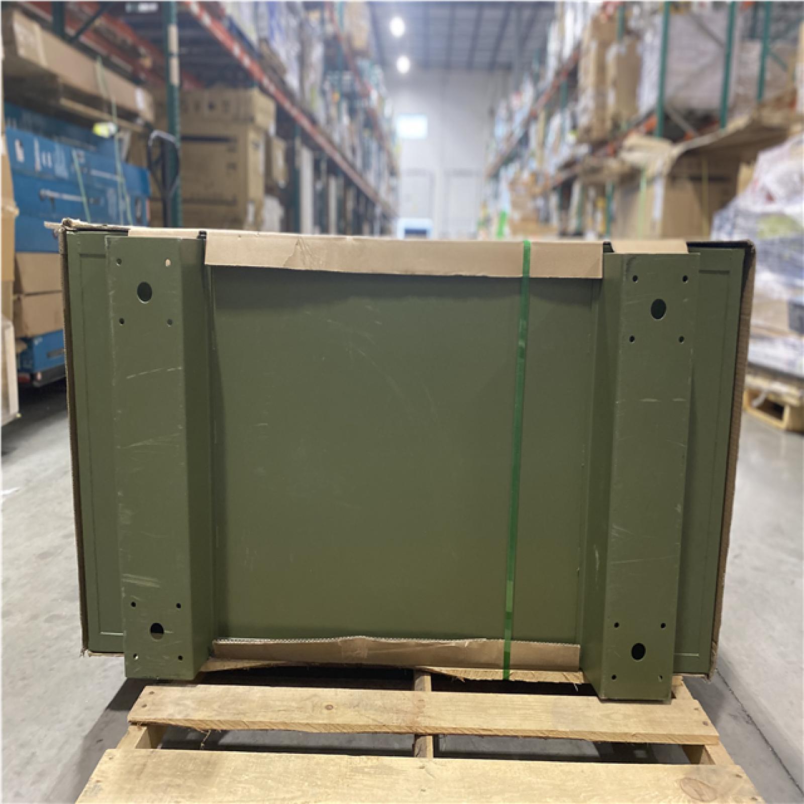 DALLAS LOCATION- HUSKY 48 IN. JOB SITE CHEST (MATTE ARMY GREEN)