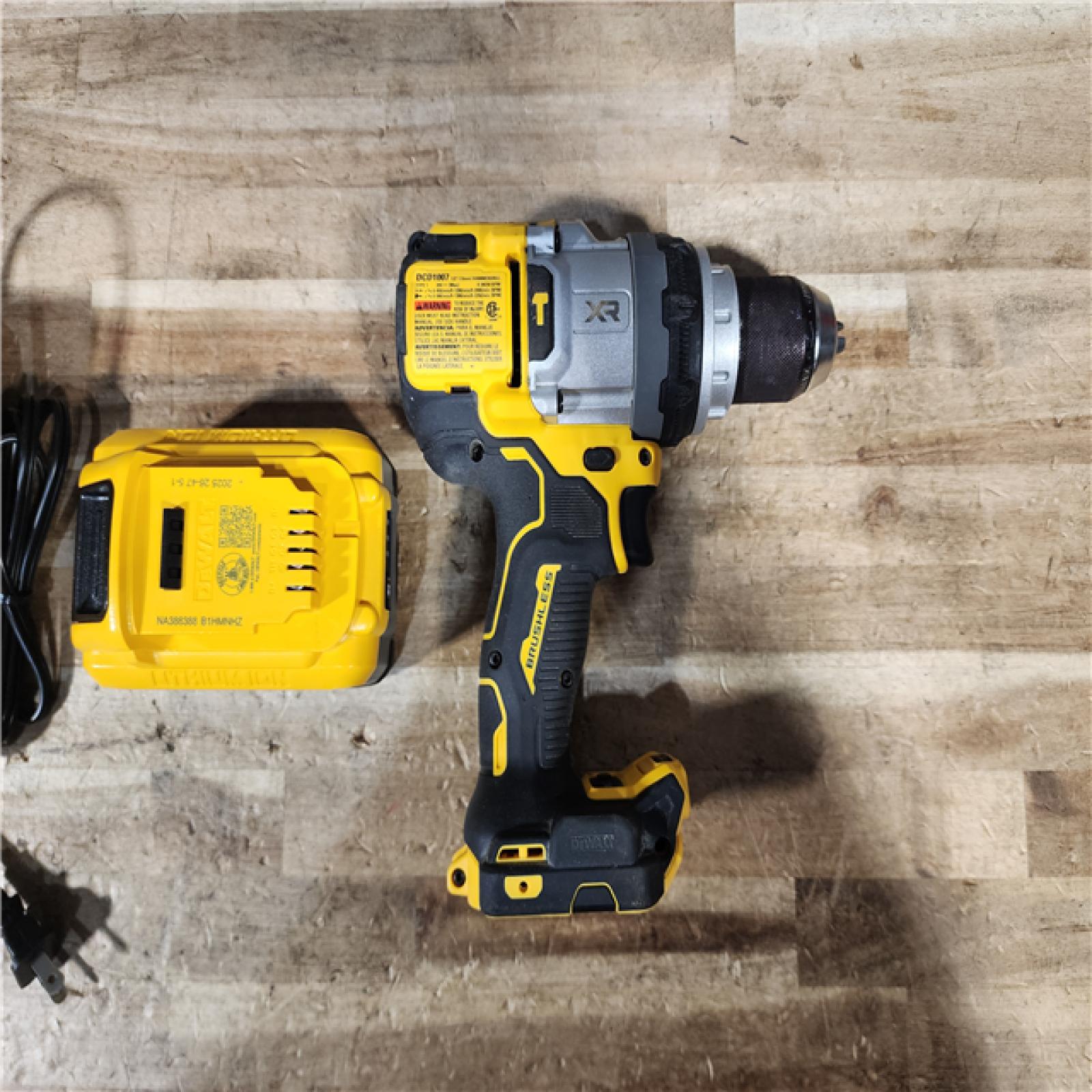 HOUSTON LOCATION - AS - IS DEWALT 20V XR Lithium-Ion Cordless Hammer Drill Kit