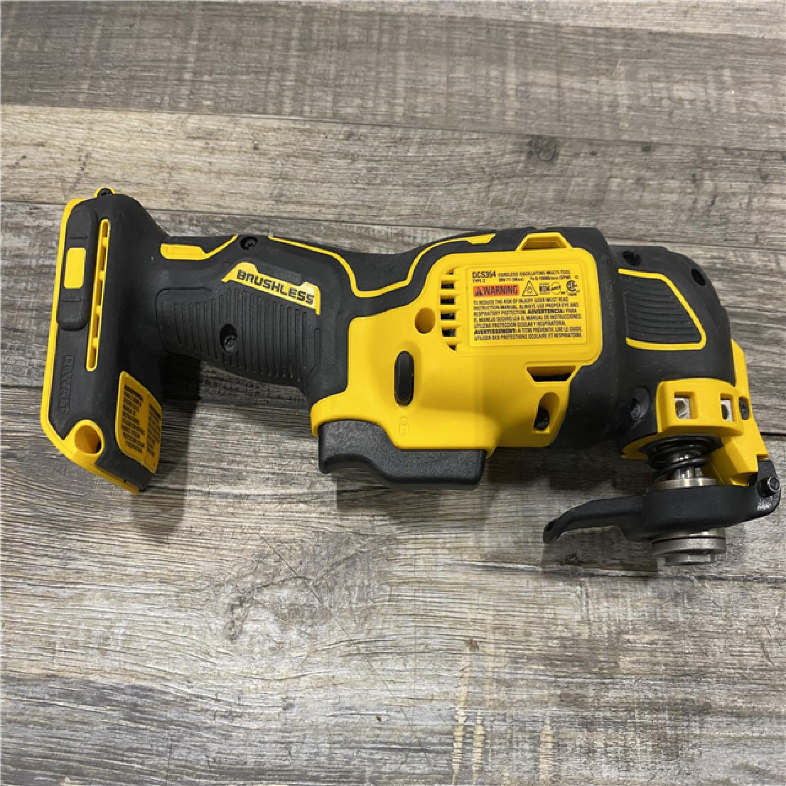 AS-IS DEWALT ATOMIC 20V MAX Cordless Brushless Oscillating Multi Tool (Tool Only)
